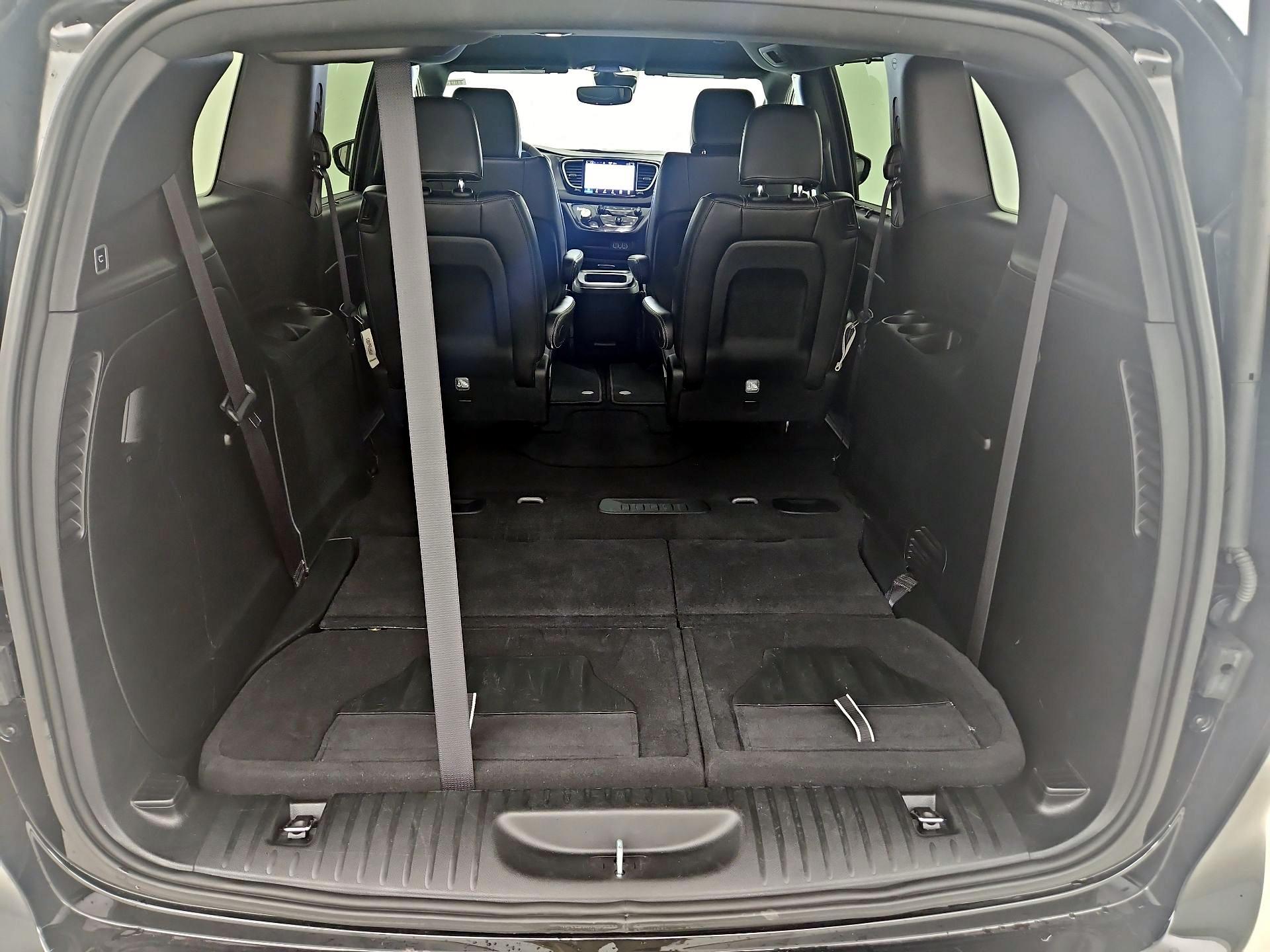 Thumbnail: 2025 Chrysler Pacifica - 20