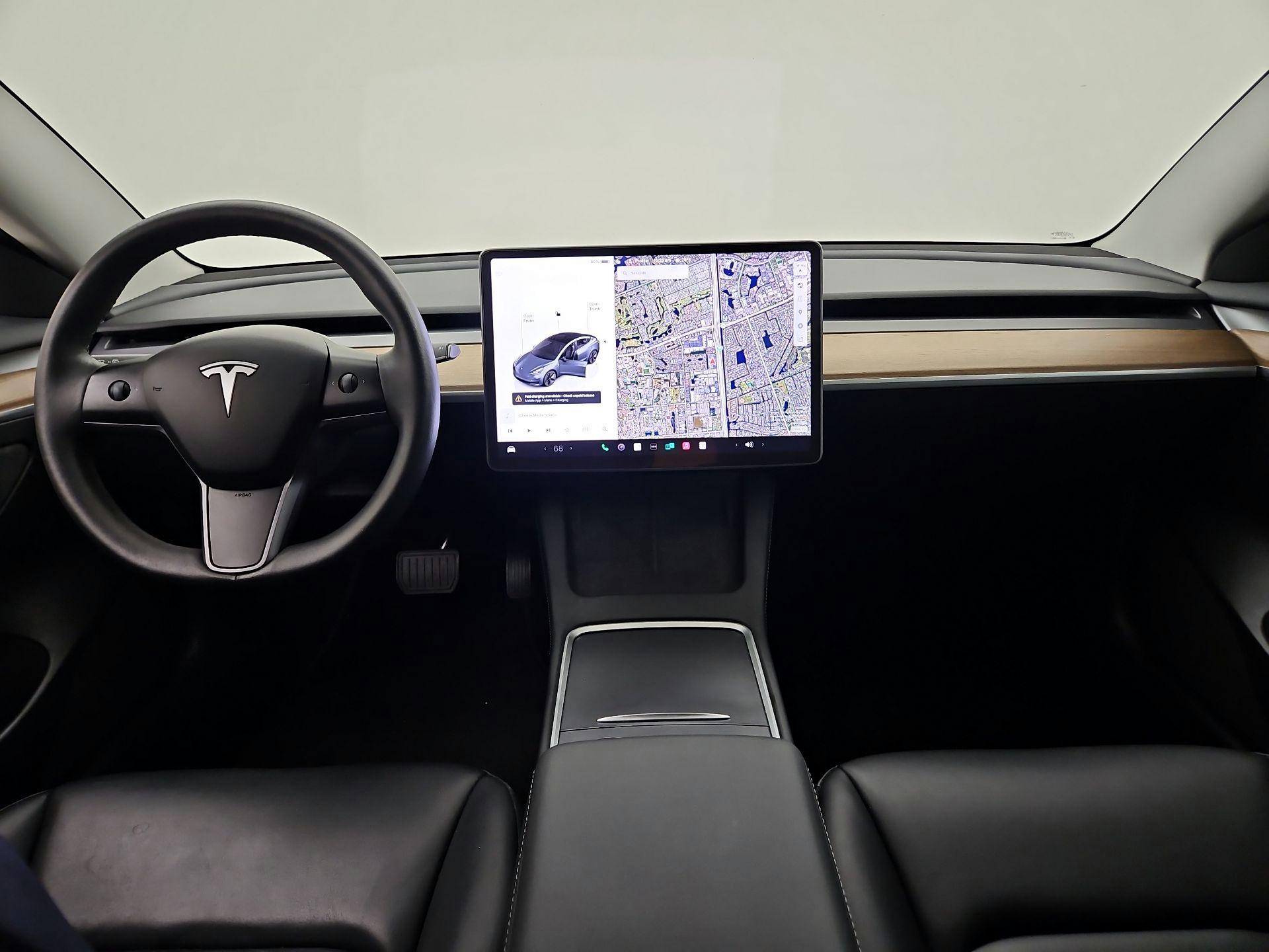 Thumbnail: 2023 Tesla Model 3 - 9