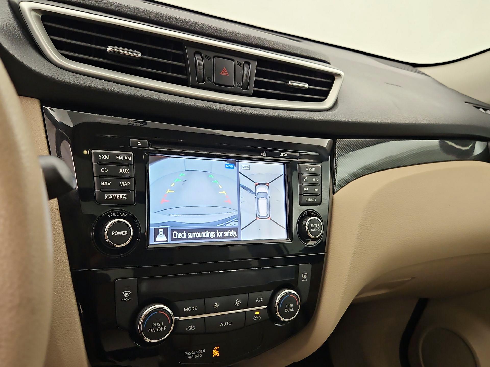 Thumbnail: 2015 Nissan Rogue - 15
