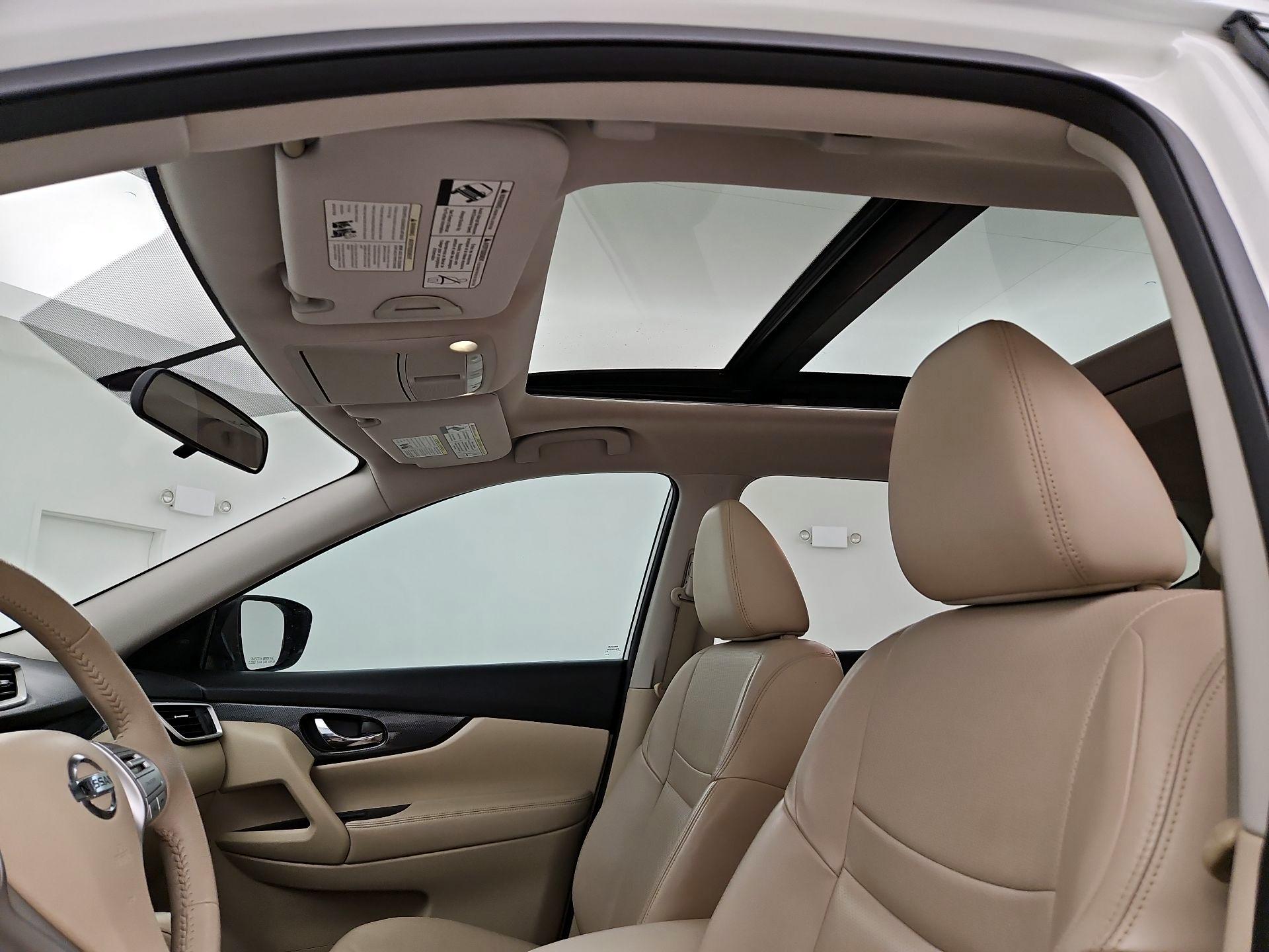 Thumbnail: 2015 Nissan Rogue - 20