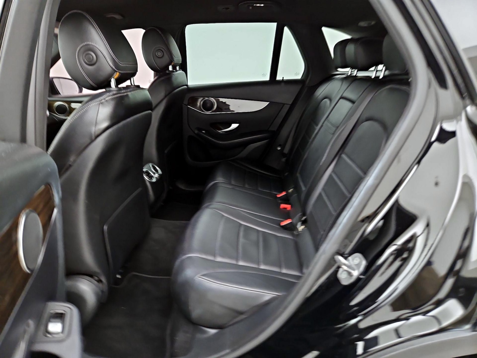 2016 Mercedes-Benz GLC GLC300 - Photo 19