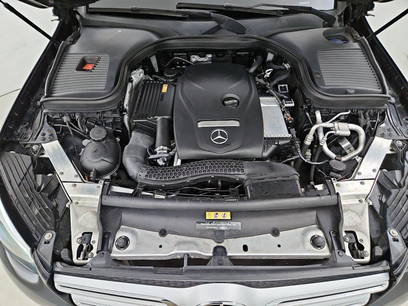2016 Mercedes-Benz GLC GLC300 - Photo 21