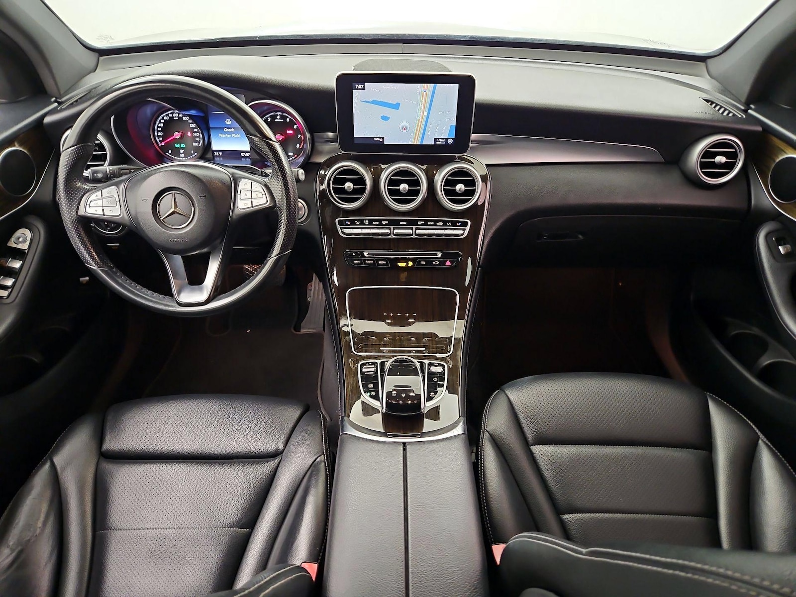 2016 Mercedes-Benz GLC GLC300 - Photo 8