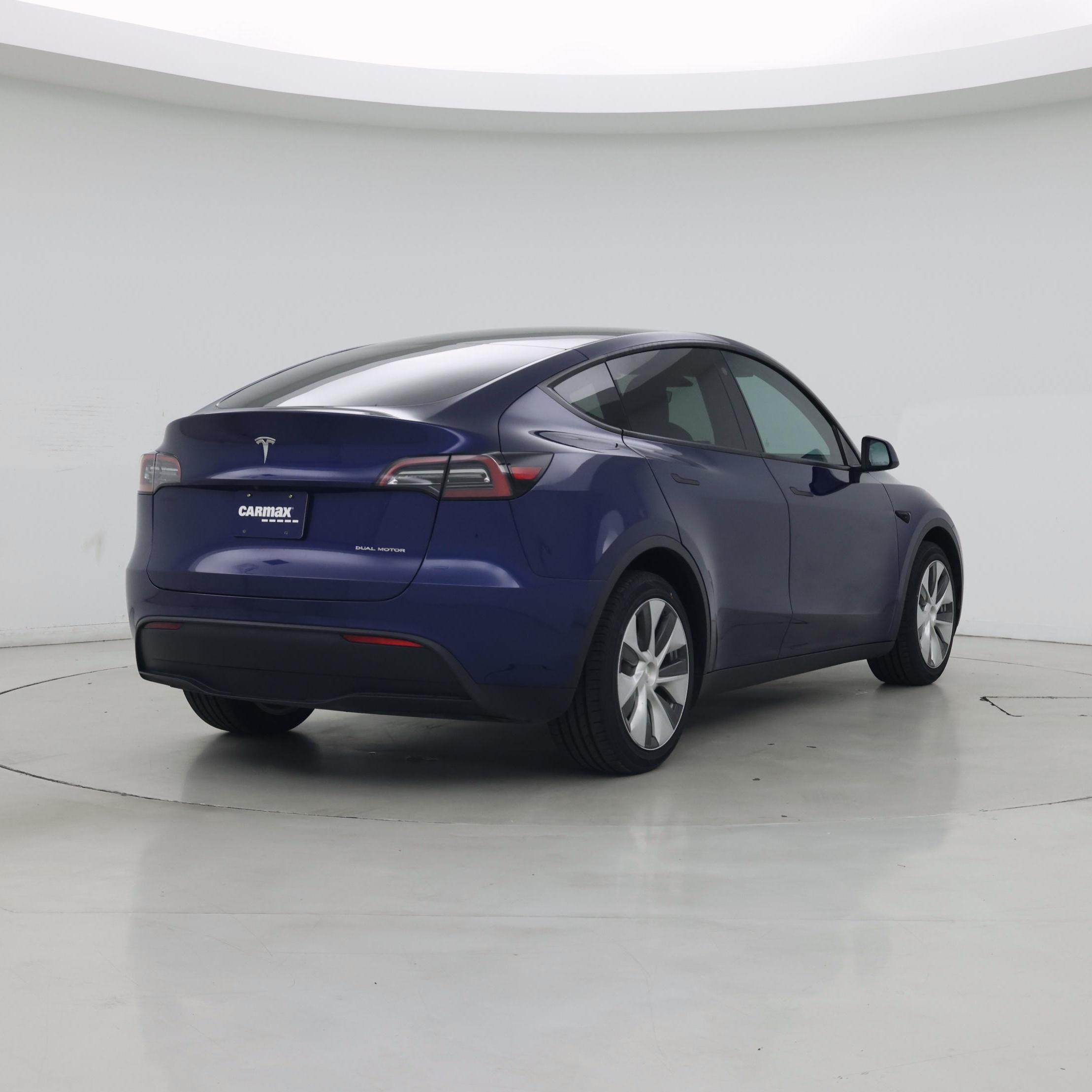 Thumbnail: 2023 Tesla Model Y - 8