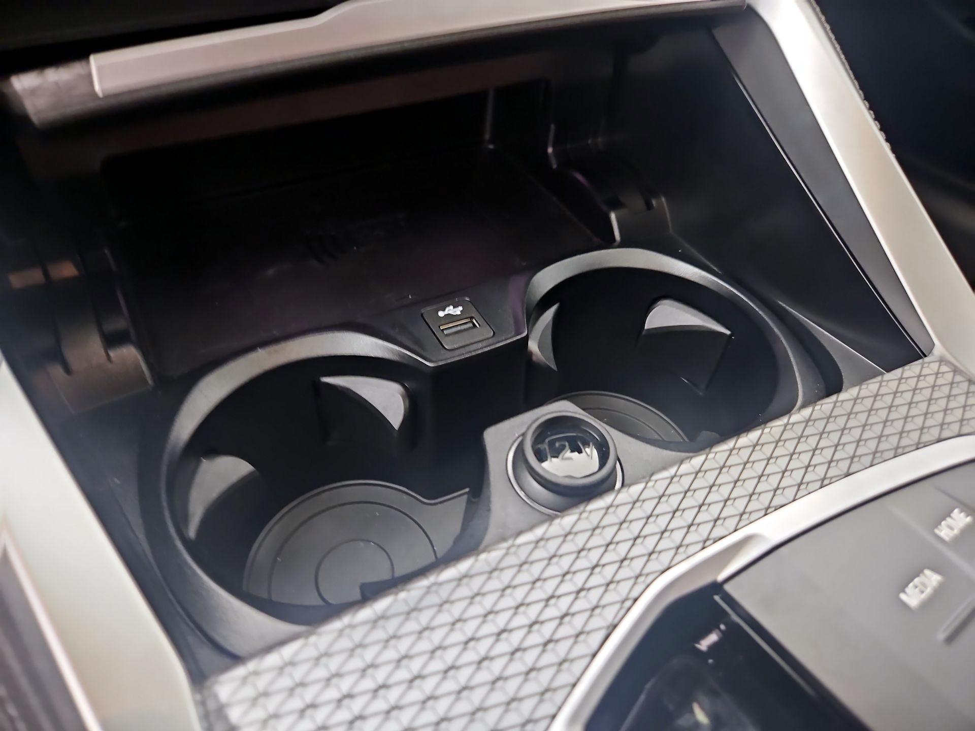 Thumbnail: 2025 BMW 4 Series - 19