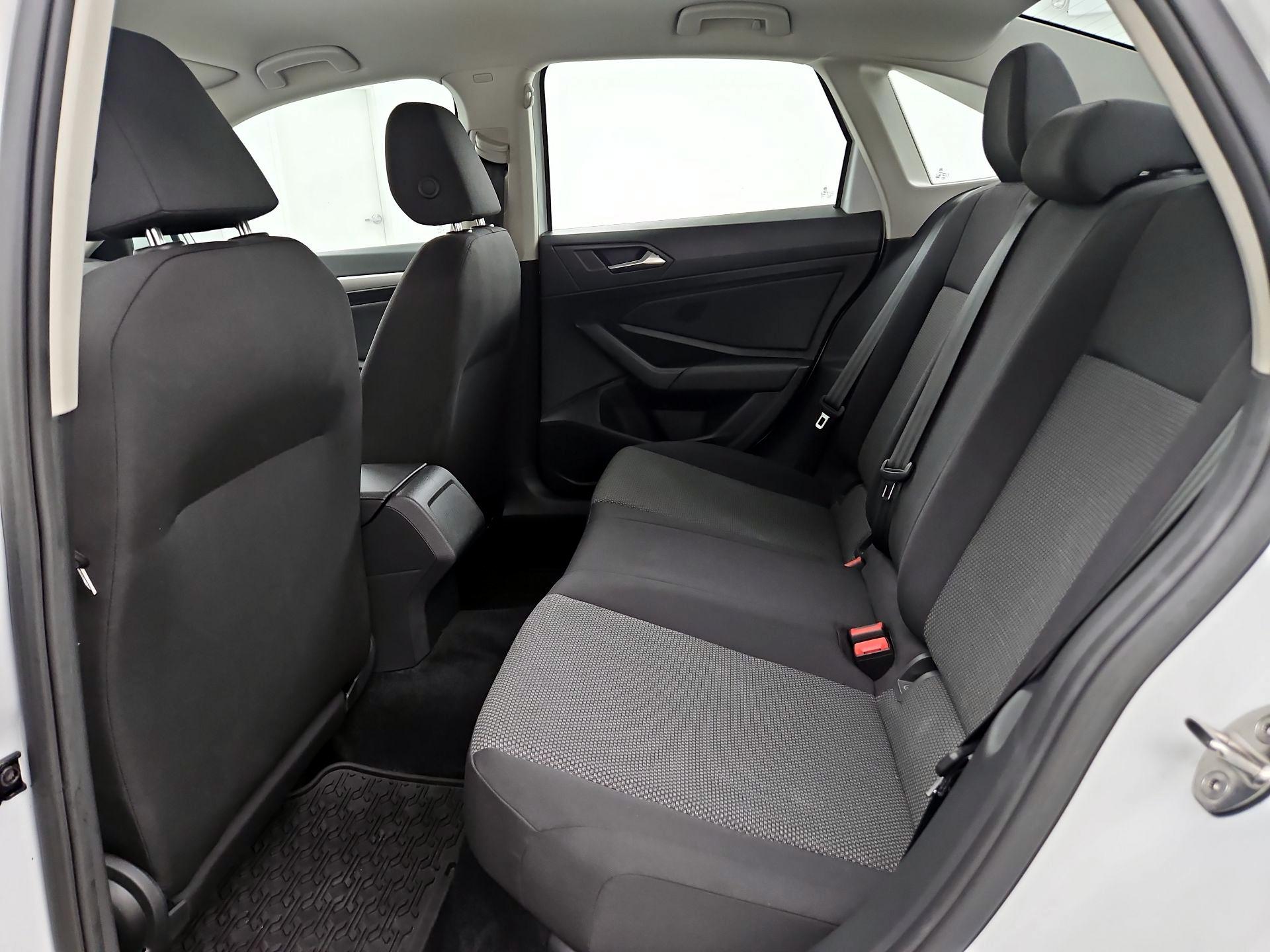 Thumbnail: 2021 Volkswagen Jetta - 19