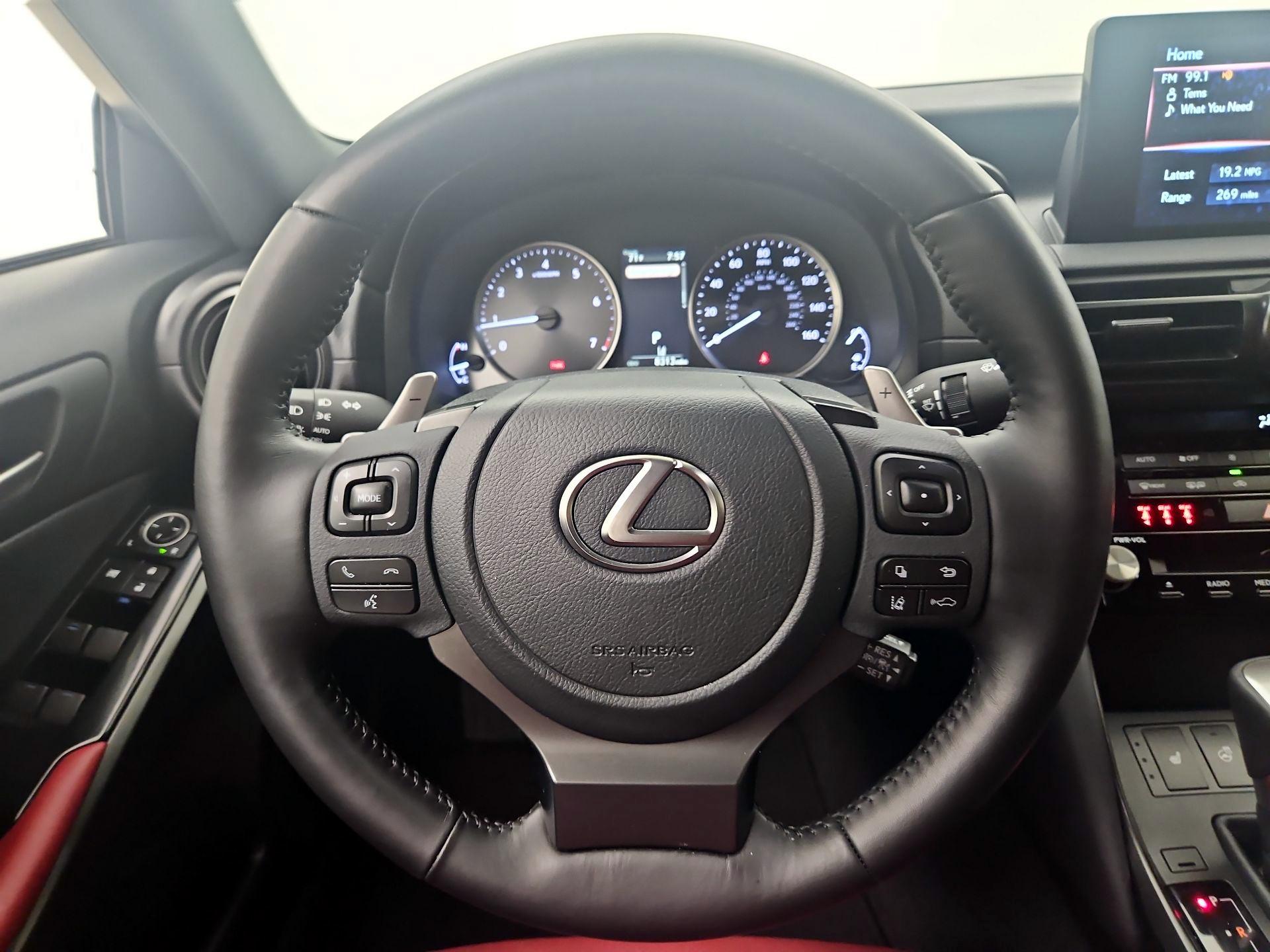 Thumbnail: 2025 Lexus IS - 10