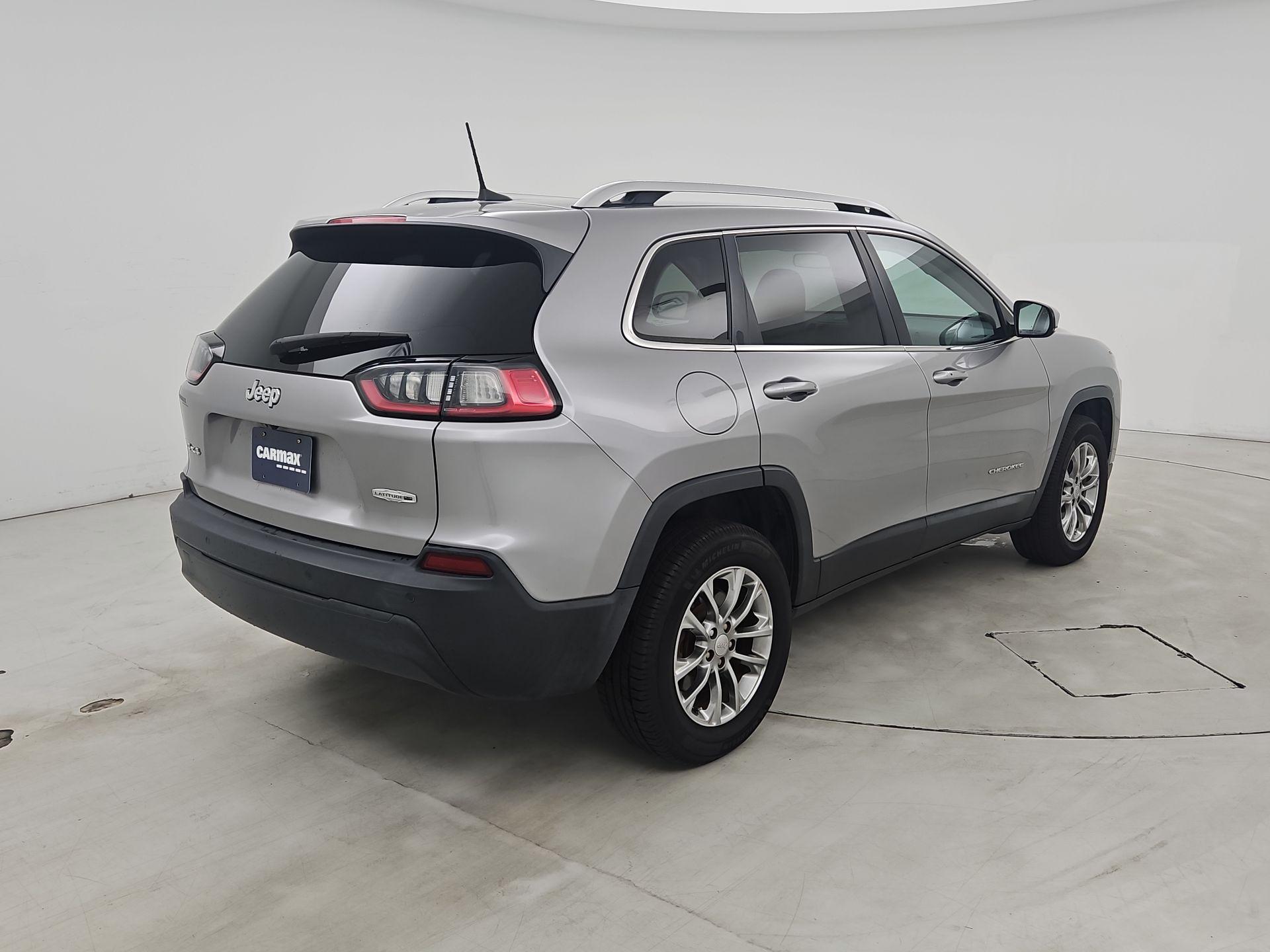 Thumbnail: 2020 Jeep Cherokee - 5