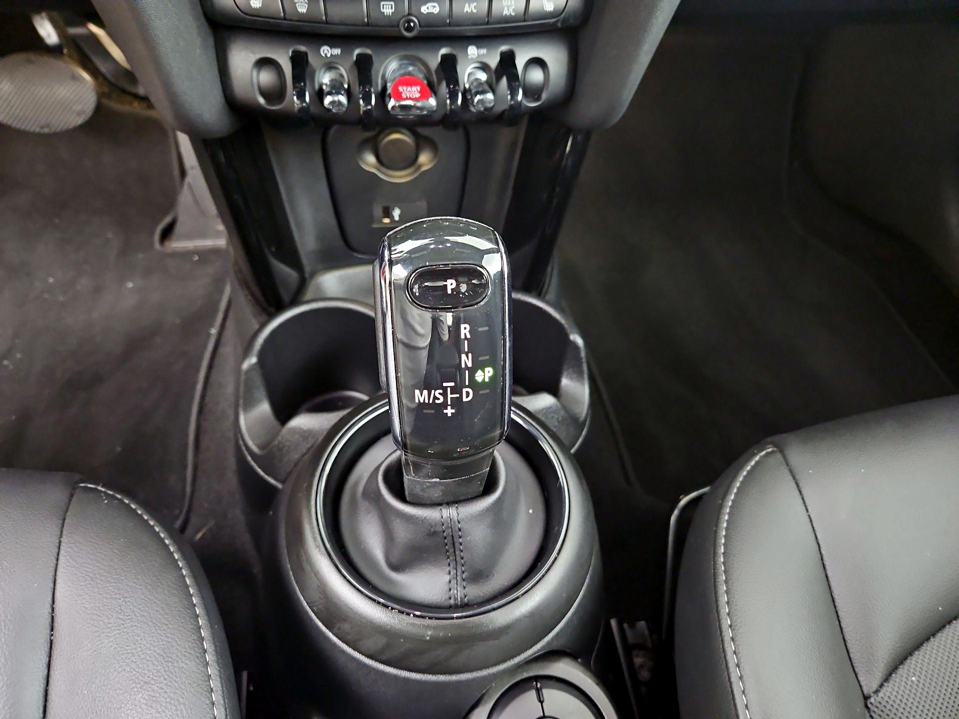 Thumbnail: 2021 MINI Cooper - 15