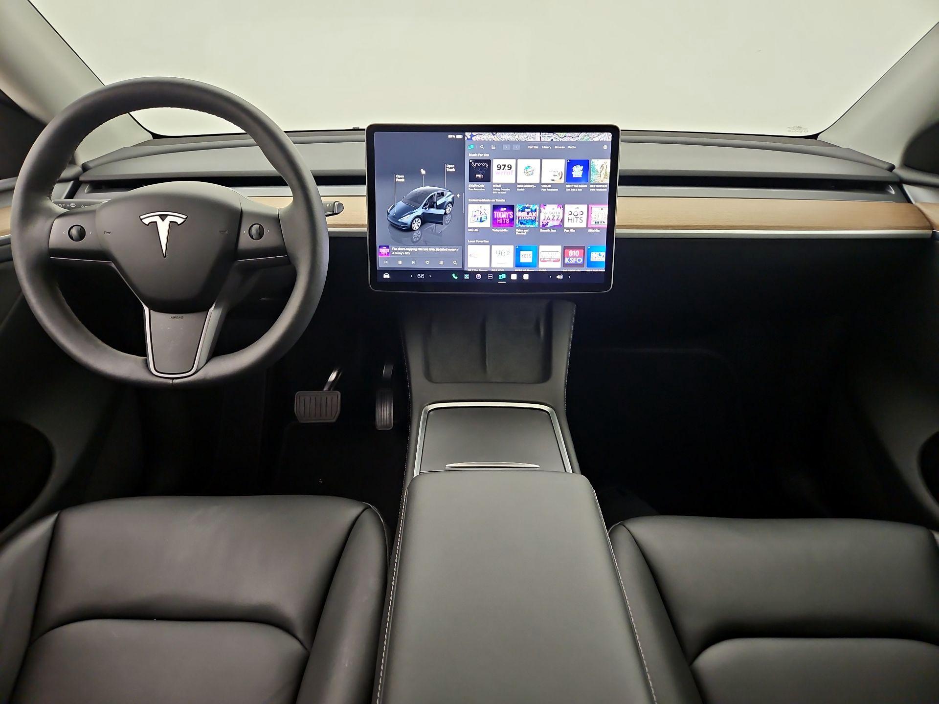 Thumbnail: 2024 Tesla Model Y - 9