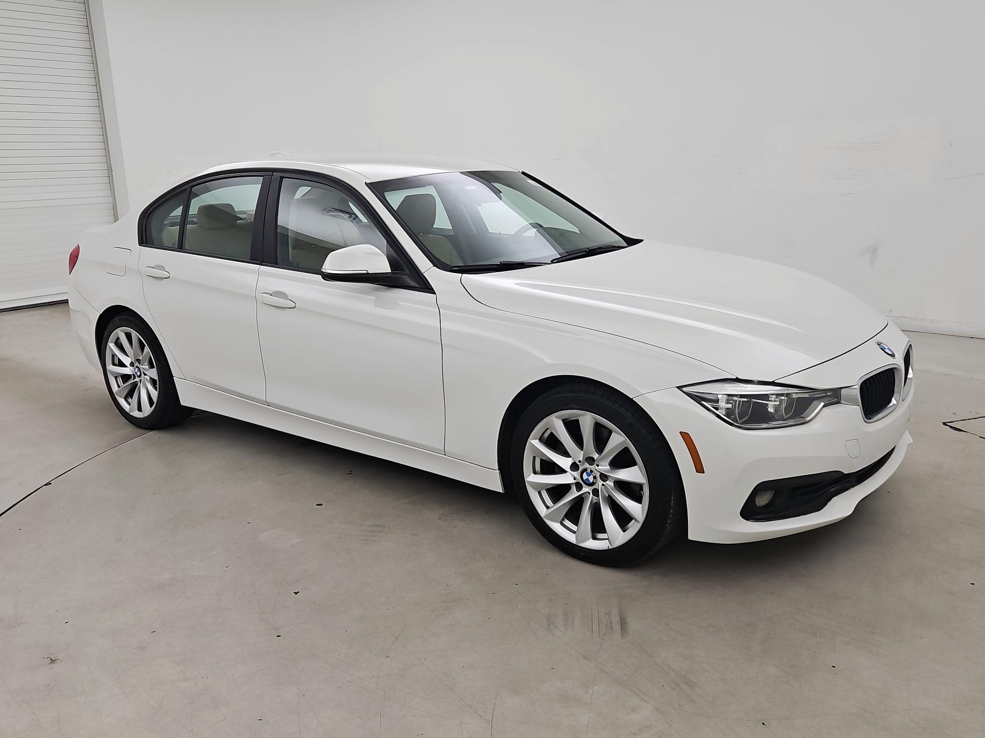 Thumbnail: 2018 BMW 3 Series - 1