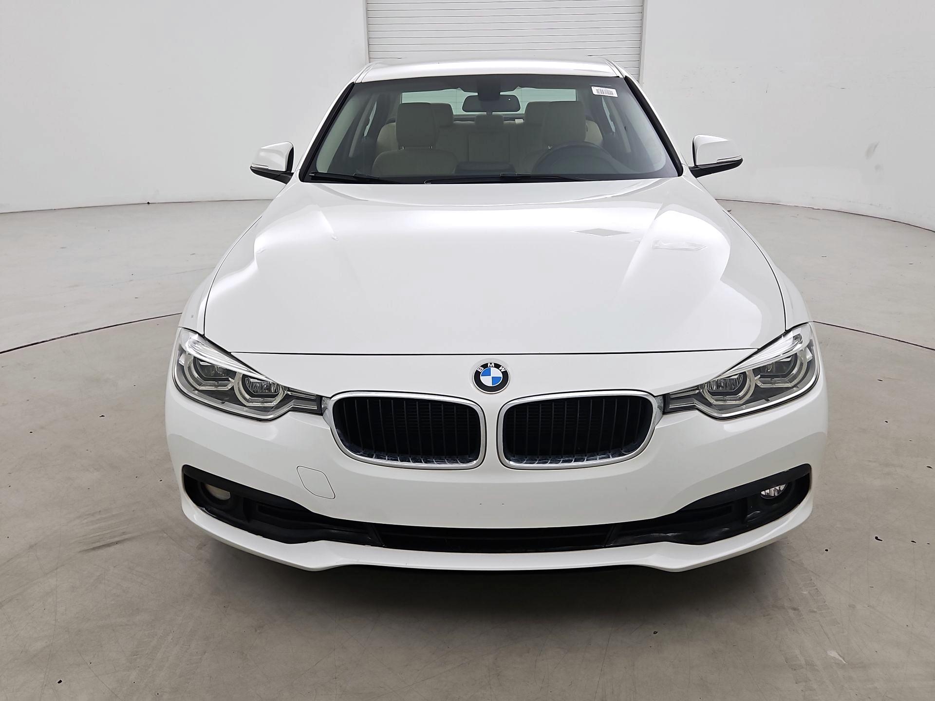 Thumbnail: 2018 BMW 3 Series - 2