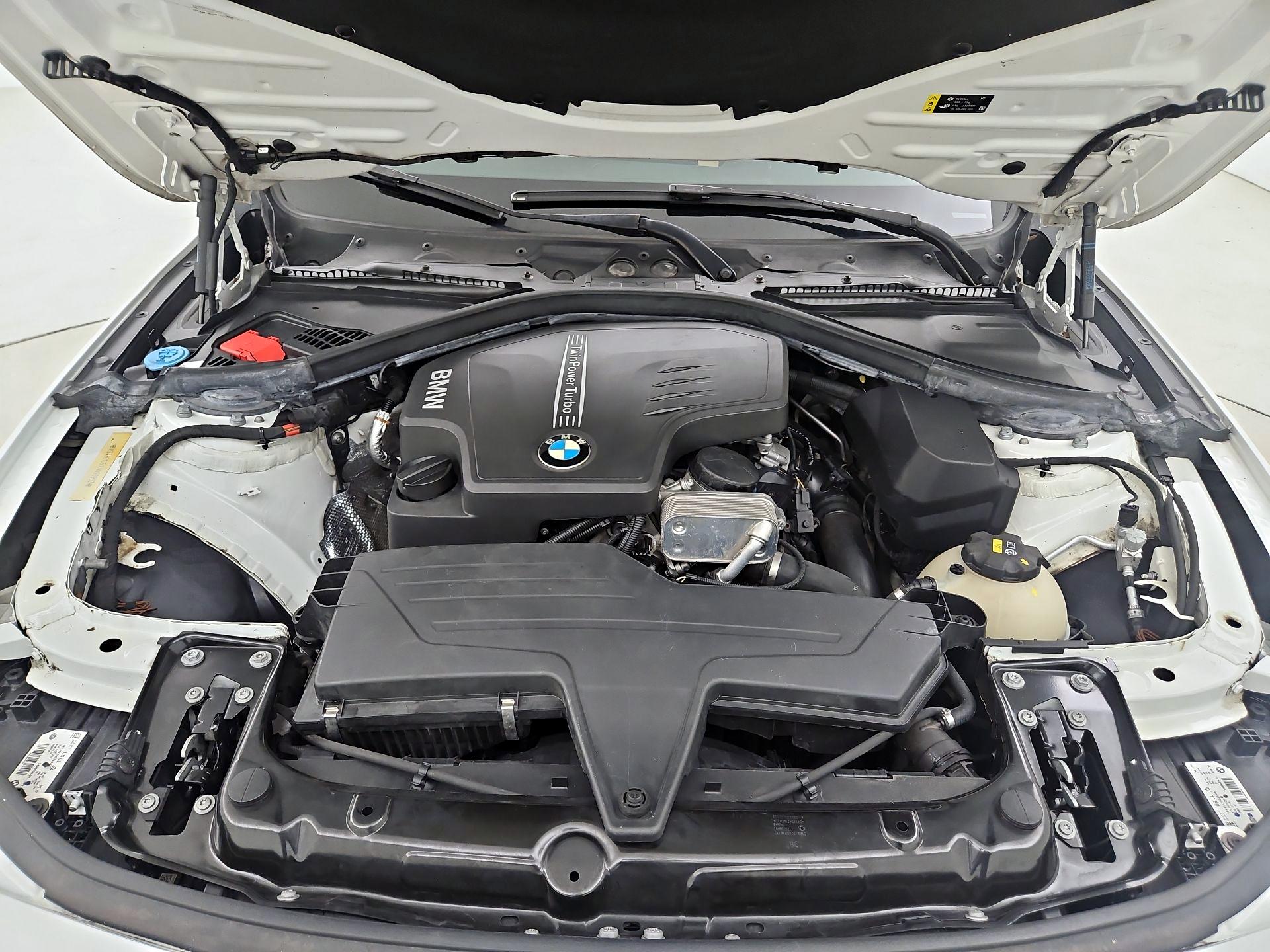 Thumbnail: 2018 BMW 3 Series - 19