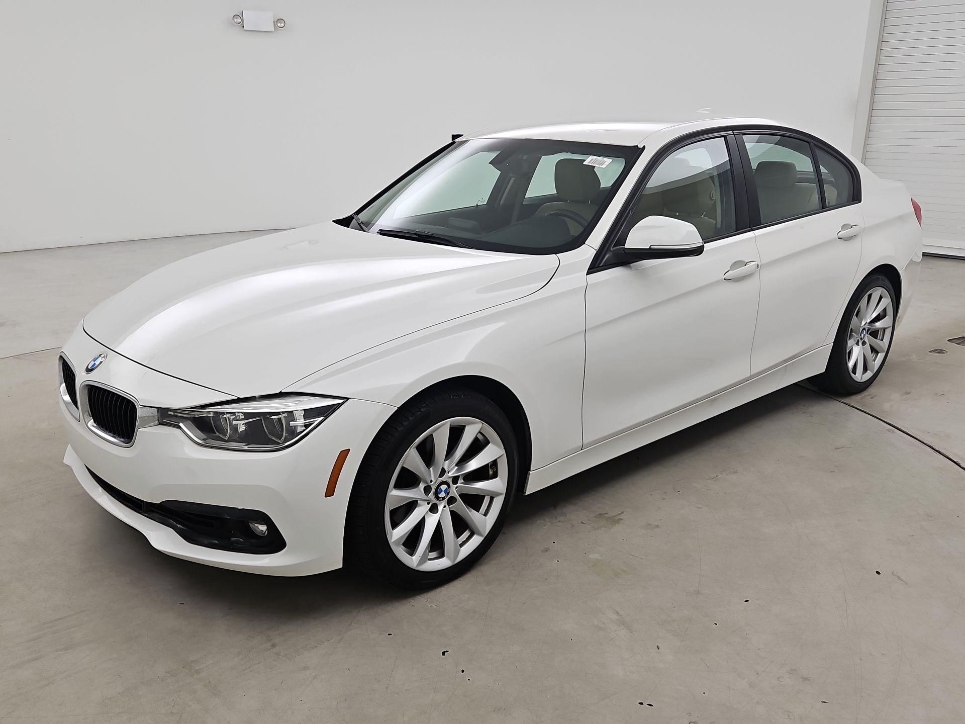 Thumbnail: 2018 BMW 3 Series - 3