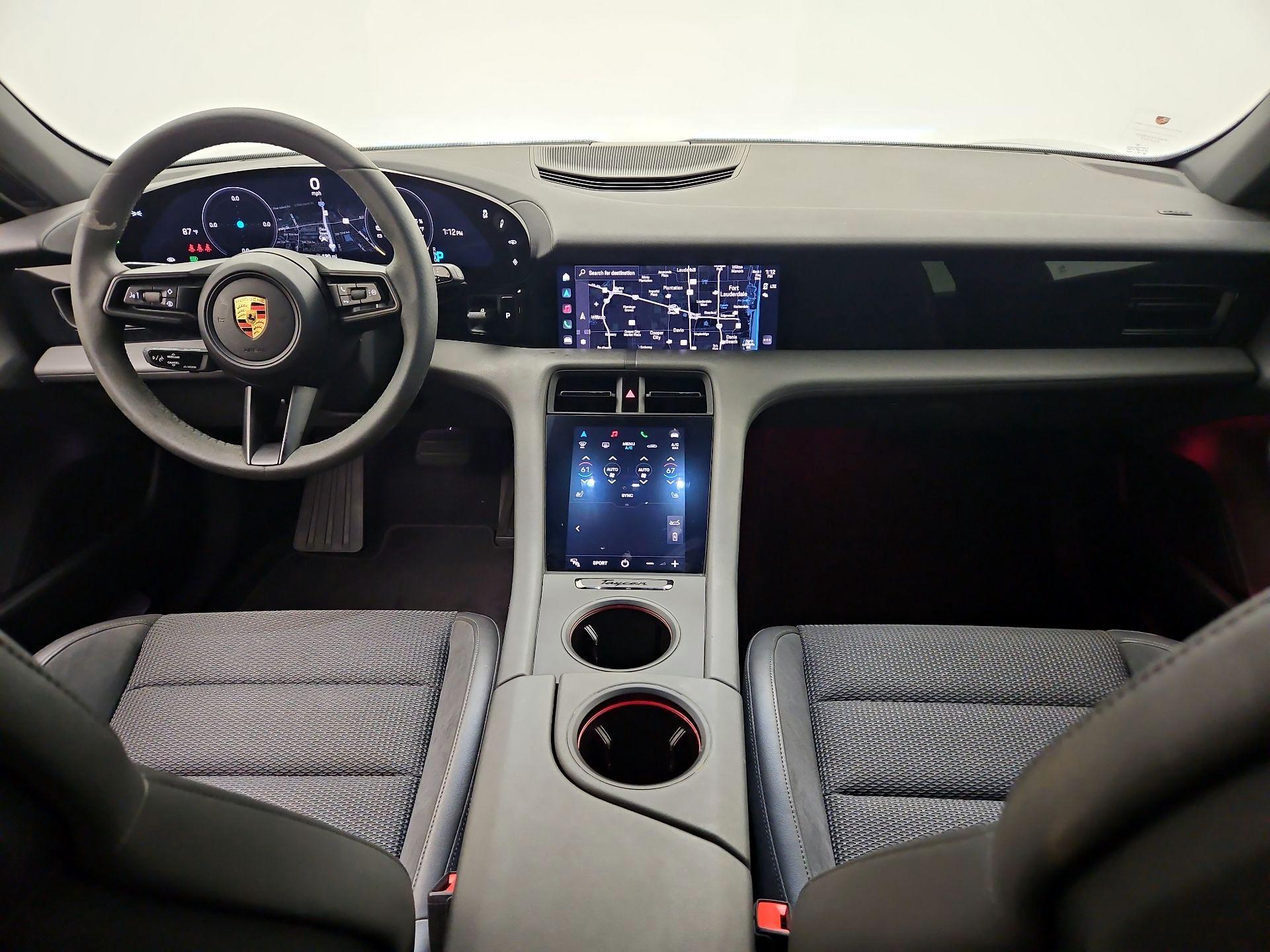 Thumbnail: 2021 Porsche Taycan - 9