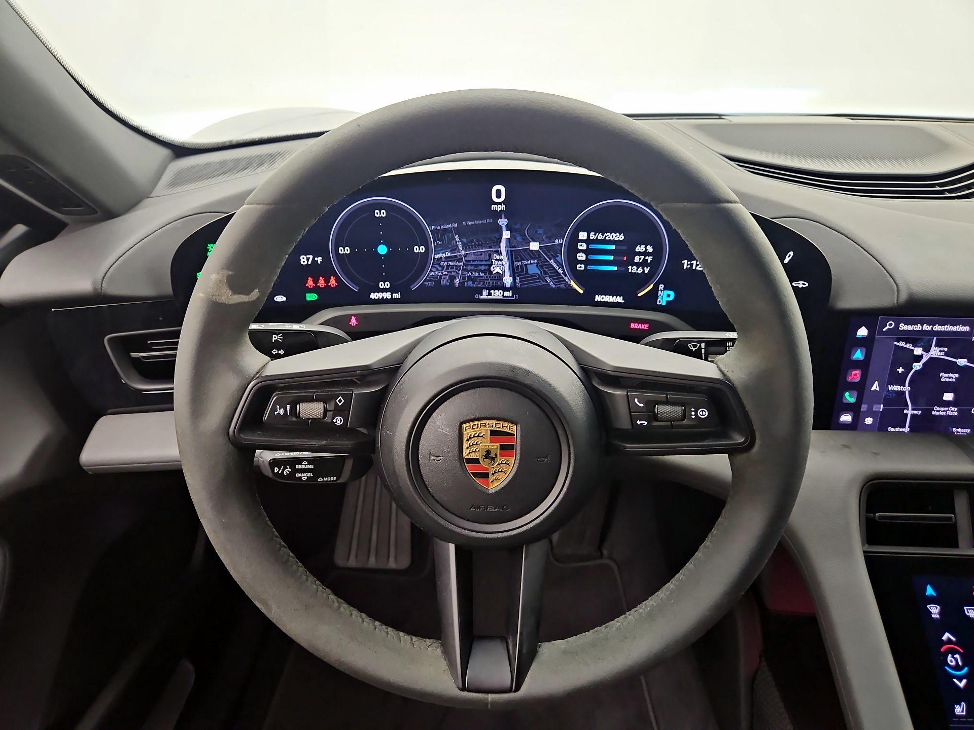 Thumbnail: 2021 Porsche Taycan - 10