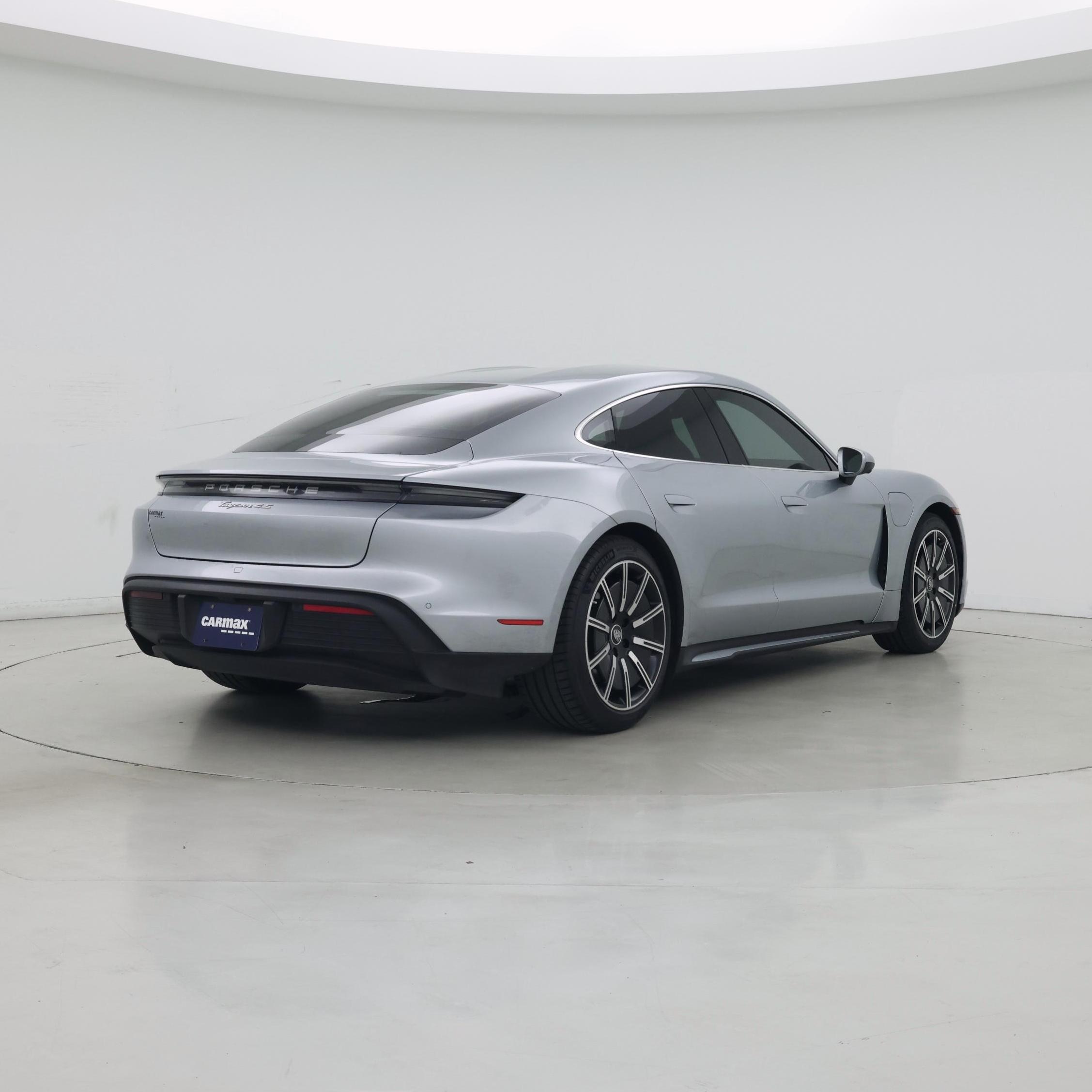 Thumbnail: 2021 Porsche Taycan - 8