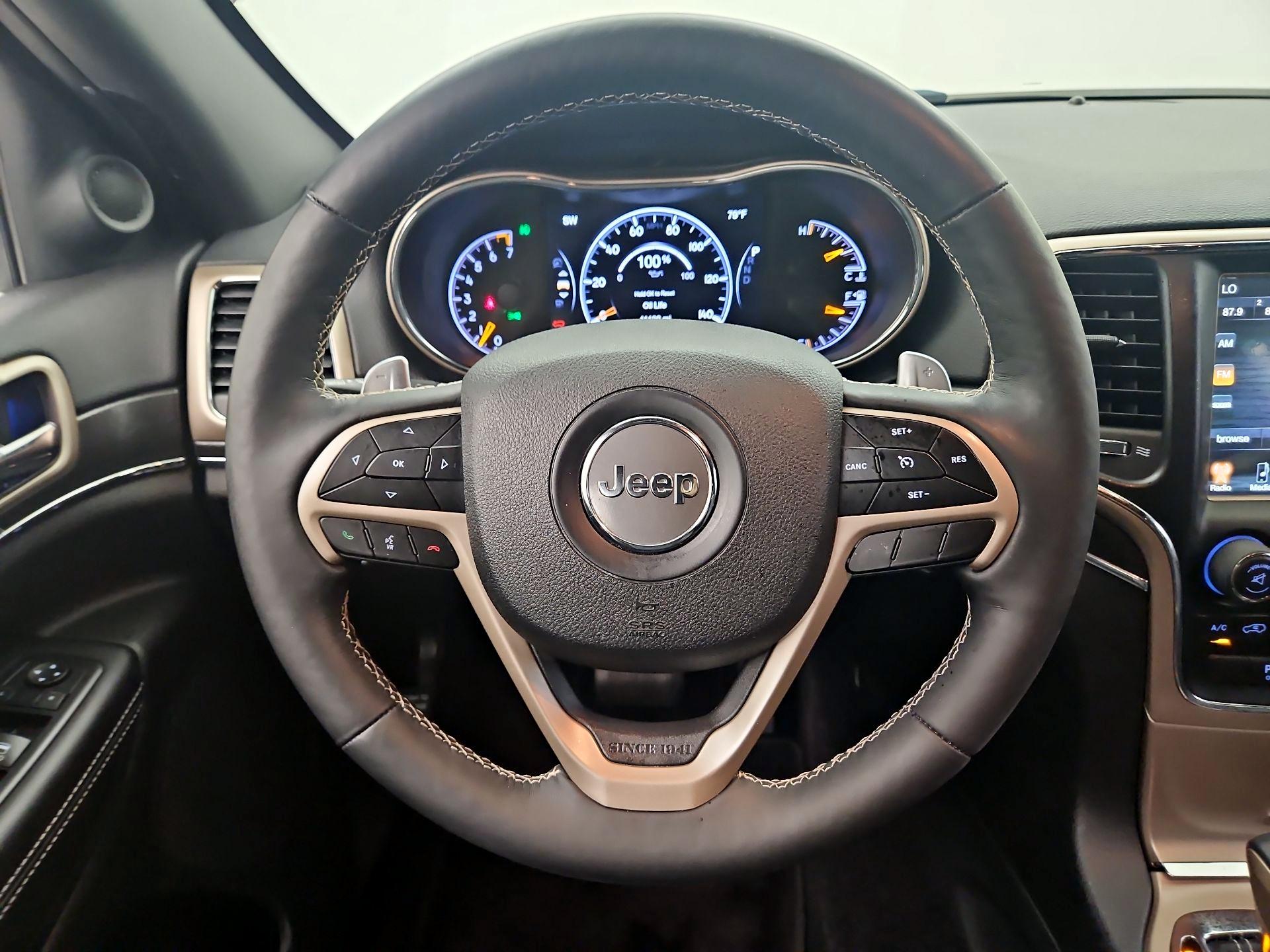 Thumbnail: 2017 Jeep Grand Cherokee - 10