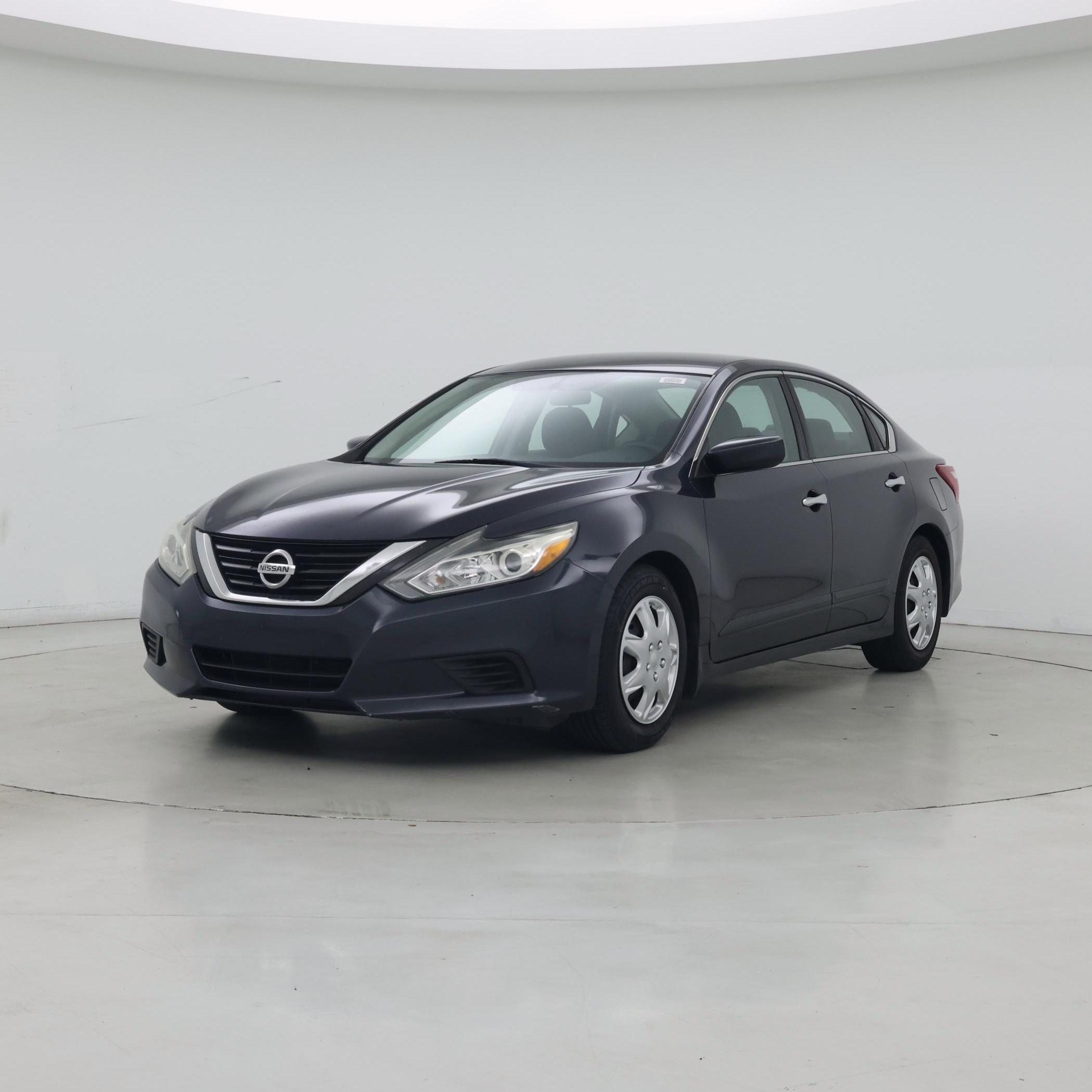 Thumbnail: 2018 Nissan Altima - 4