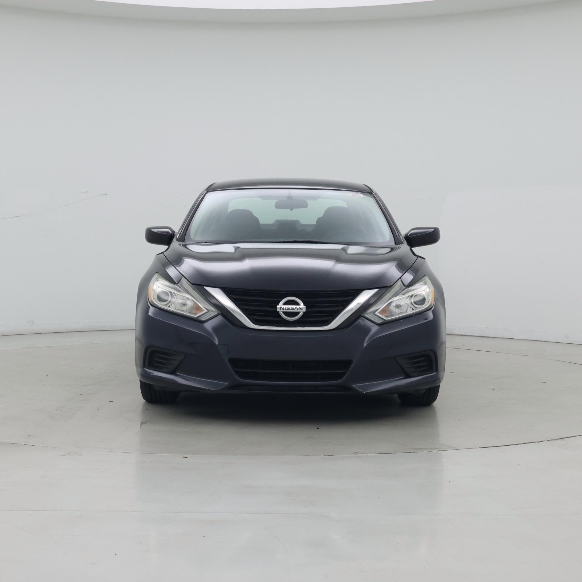 Thumbnail: 2018 Nissan Altima - 5
