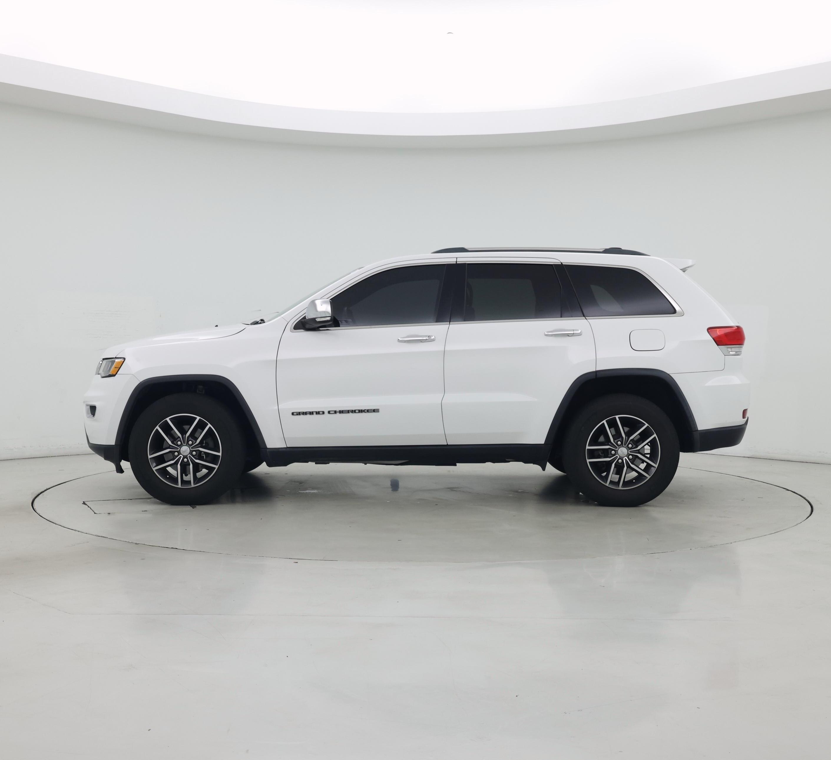 Thumbnail: 2018 Jeep Grand Cherokee - 3