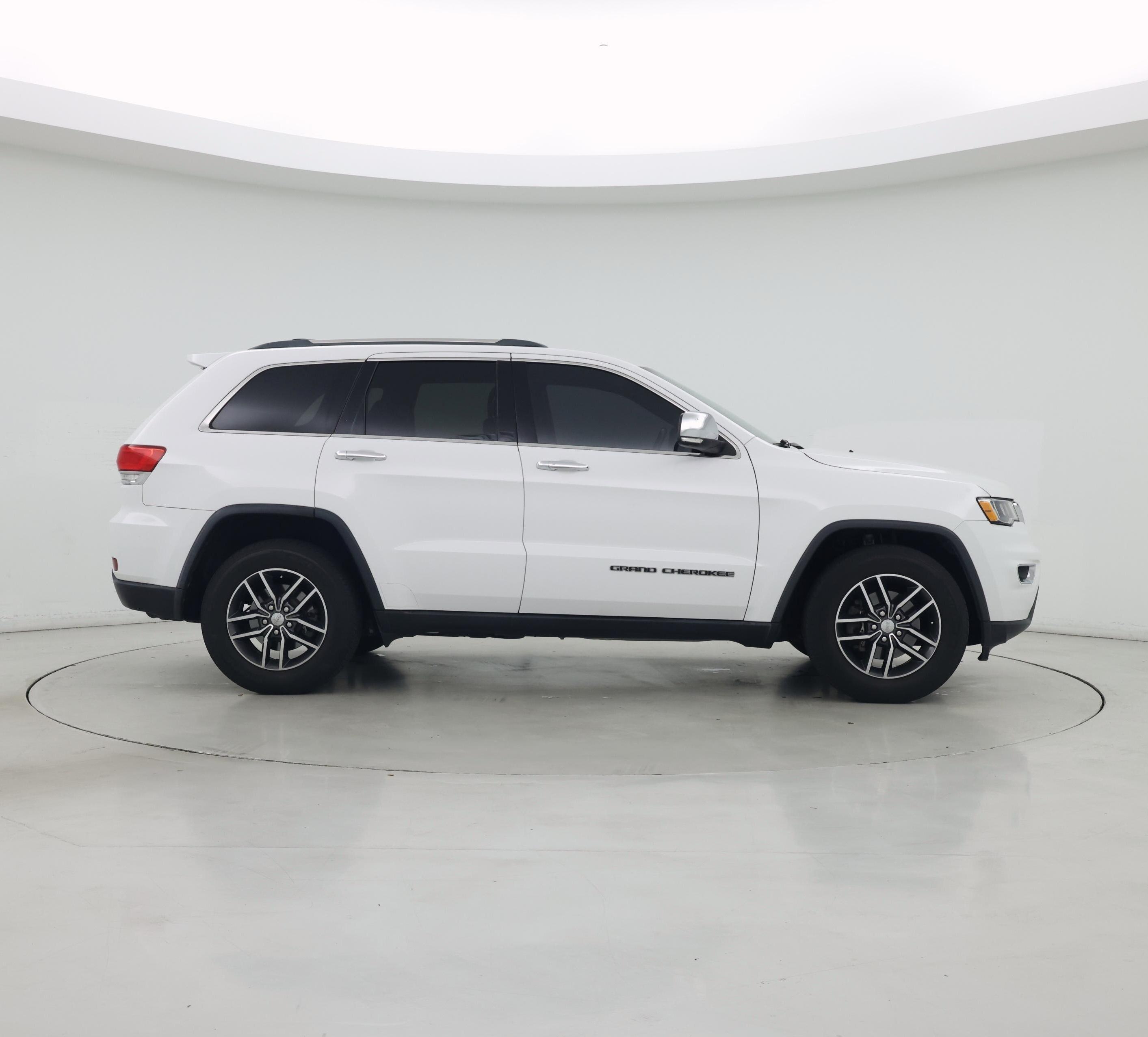 Thumbnail: 2018 Jeep Grand Cherokee - 7