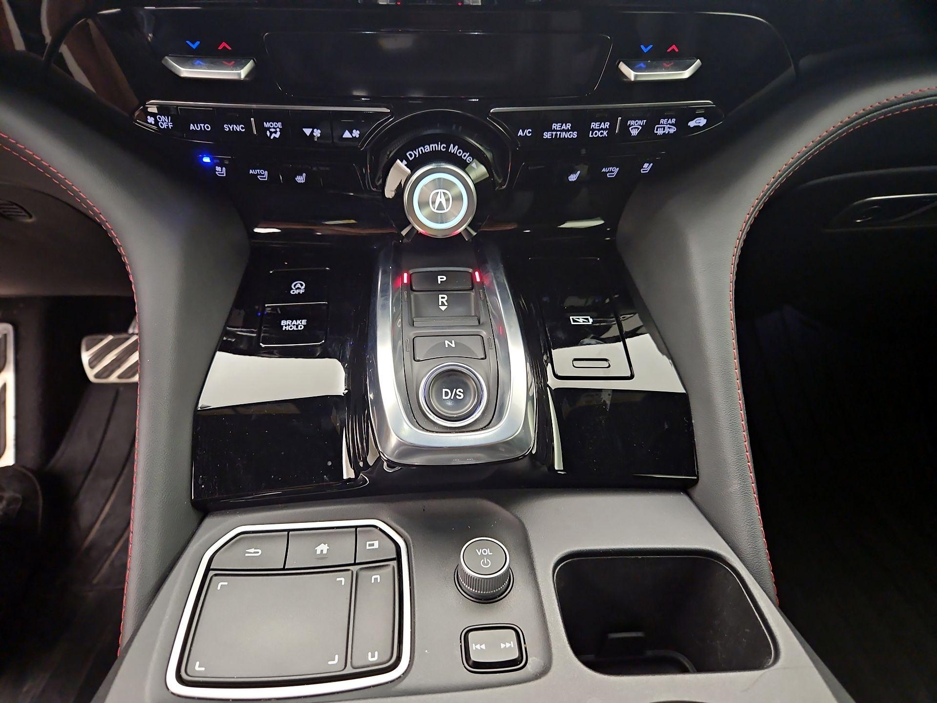 Thumbnail: 2022 Acura MDX - 18