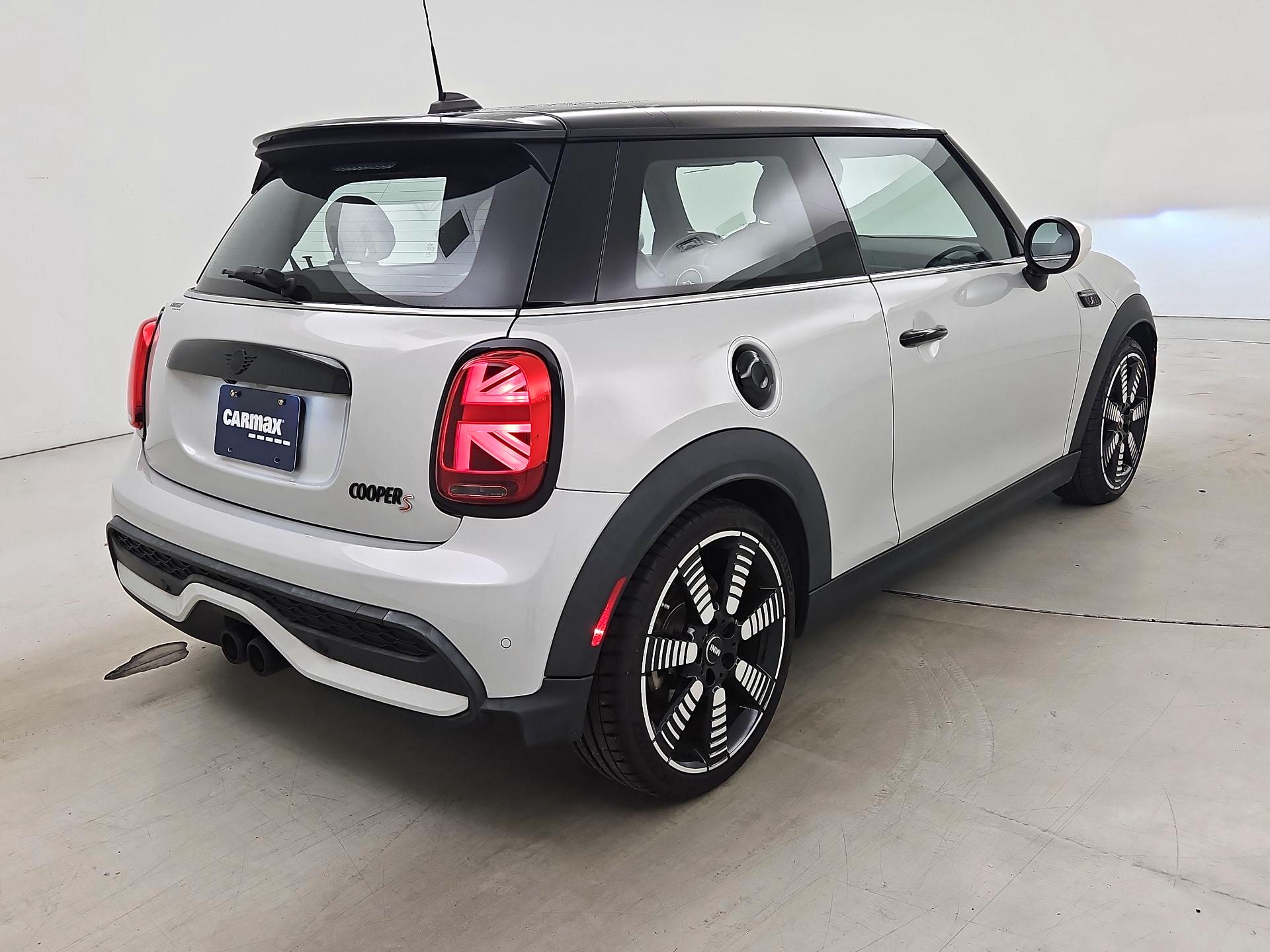 Thumbnail: 2023 MINI Cooper Hardtop - 5