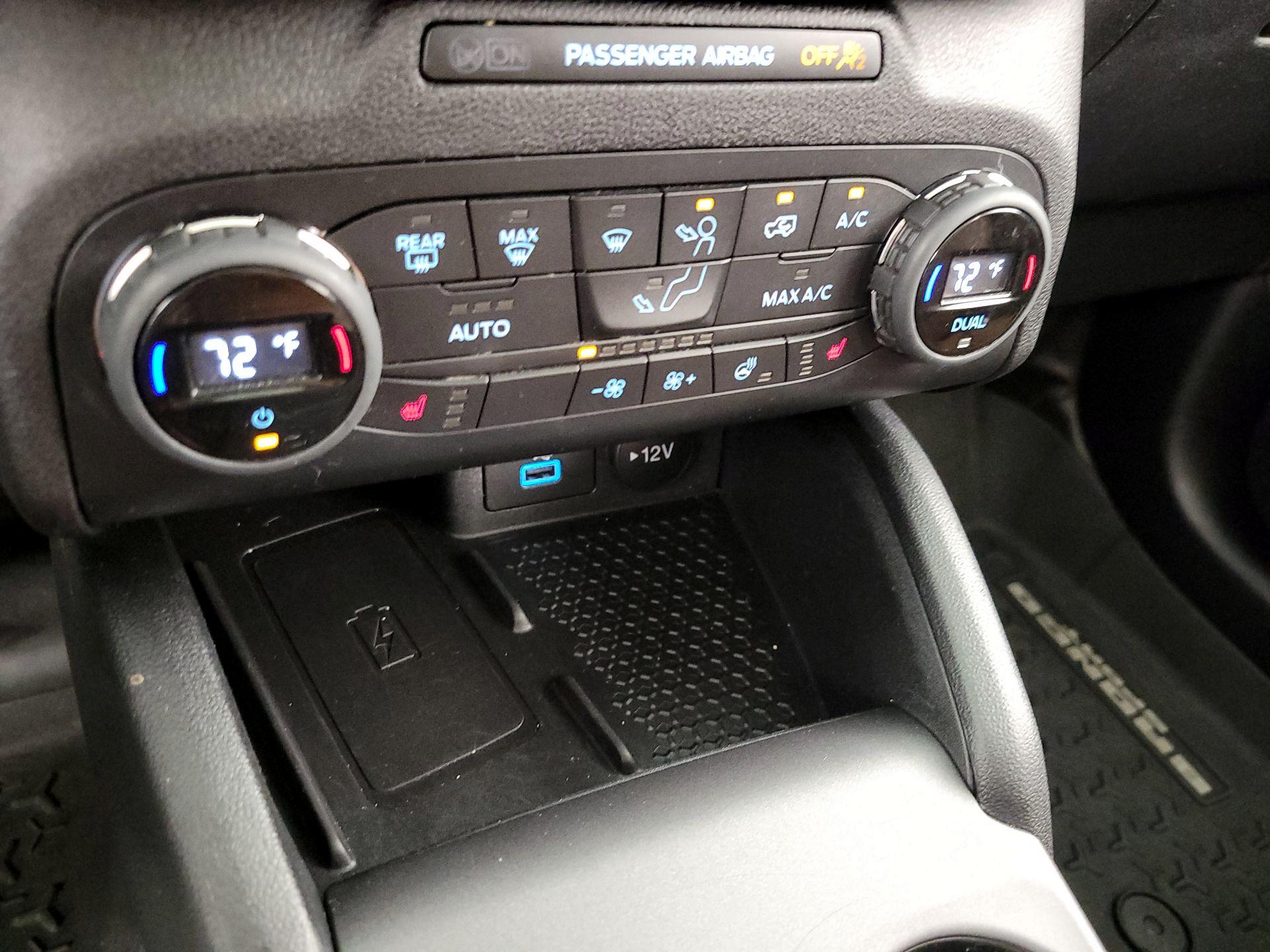 Thumbnail: 2021 Ford Bronco Sport - 17