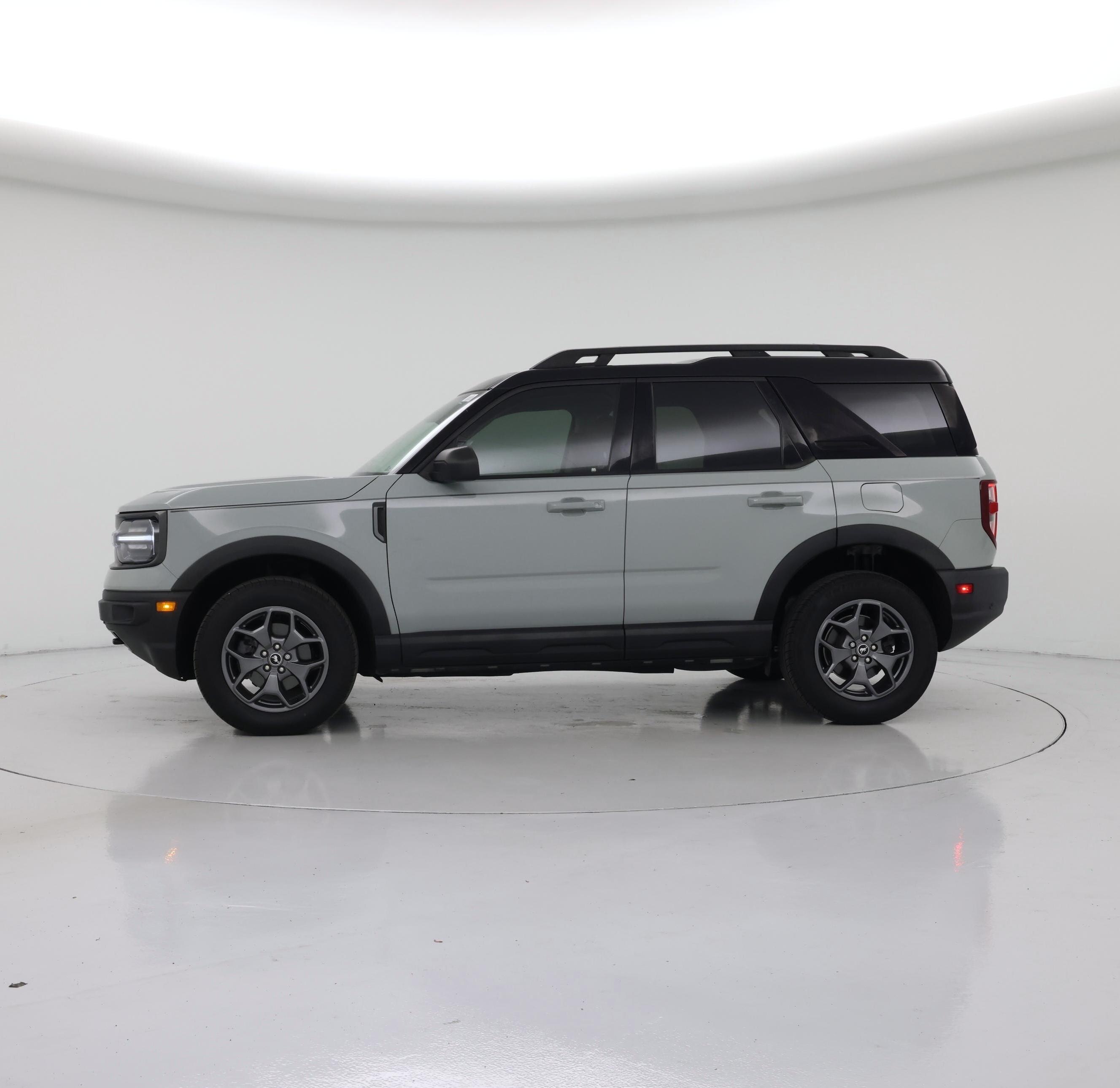 Thumbnail: 2021 Ford Bronco Sport - 3