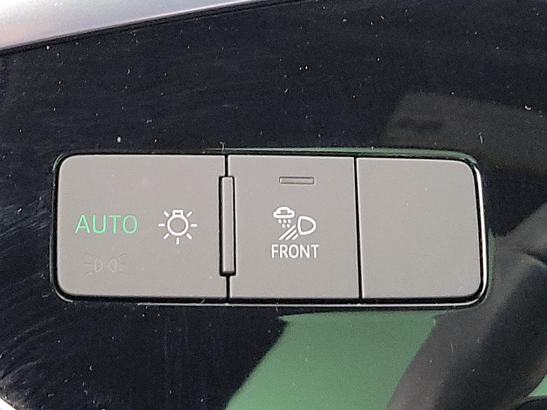 Thumbnail: 2022 Audi Q3 - 13