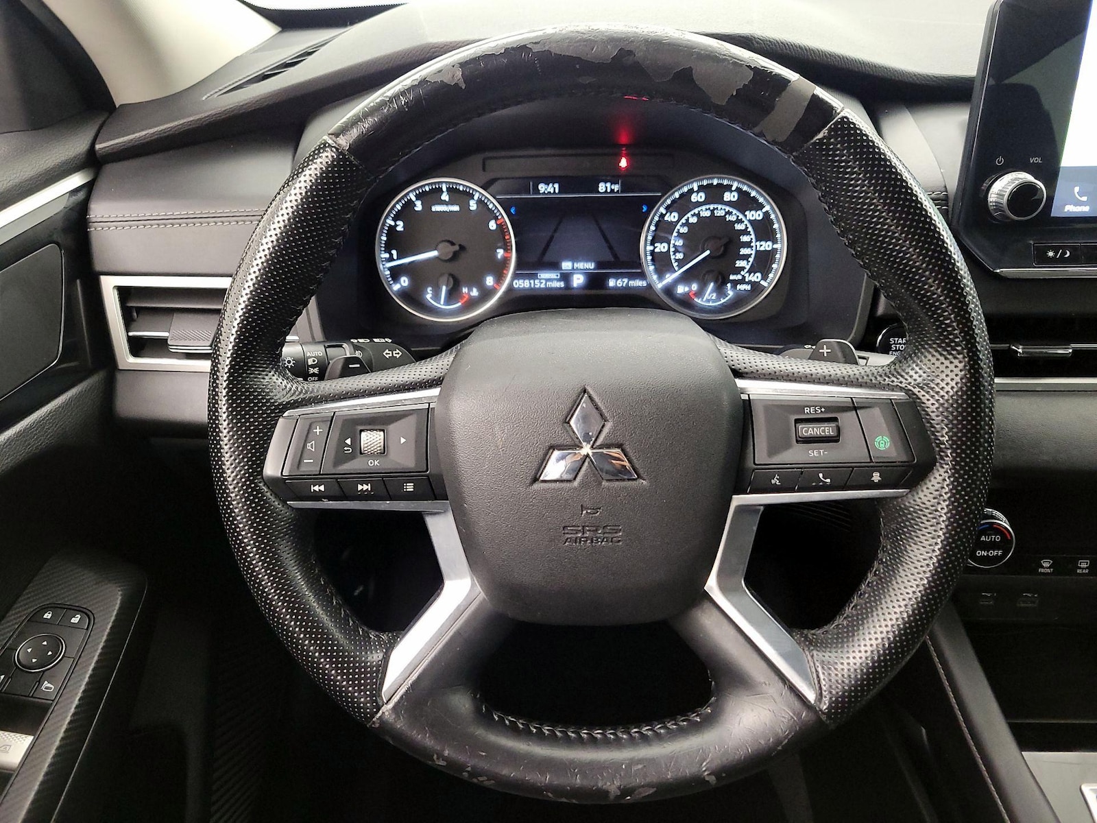 2022 Mitsubishi Outlander SE - Photo 11