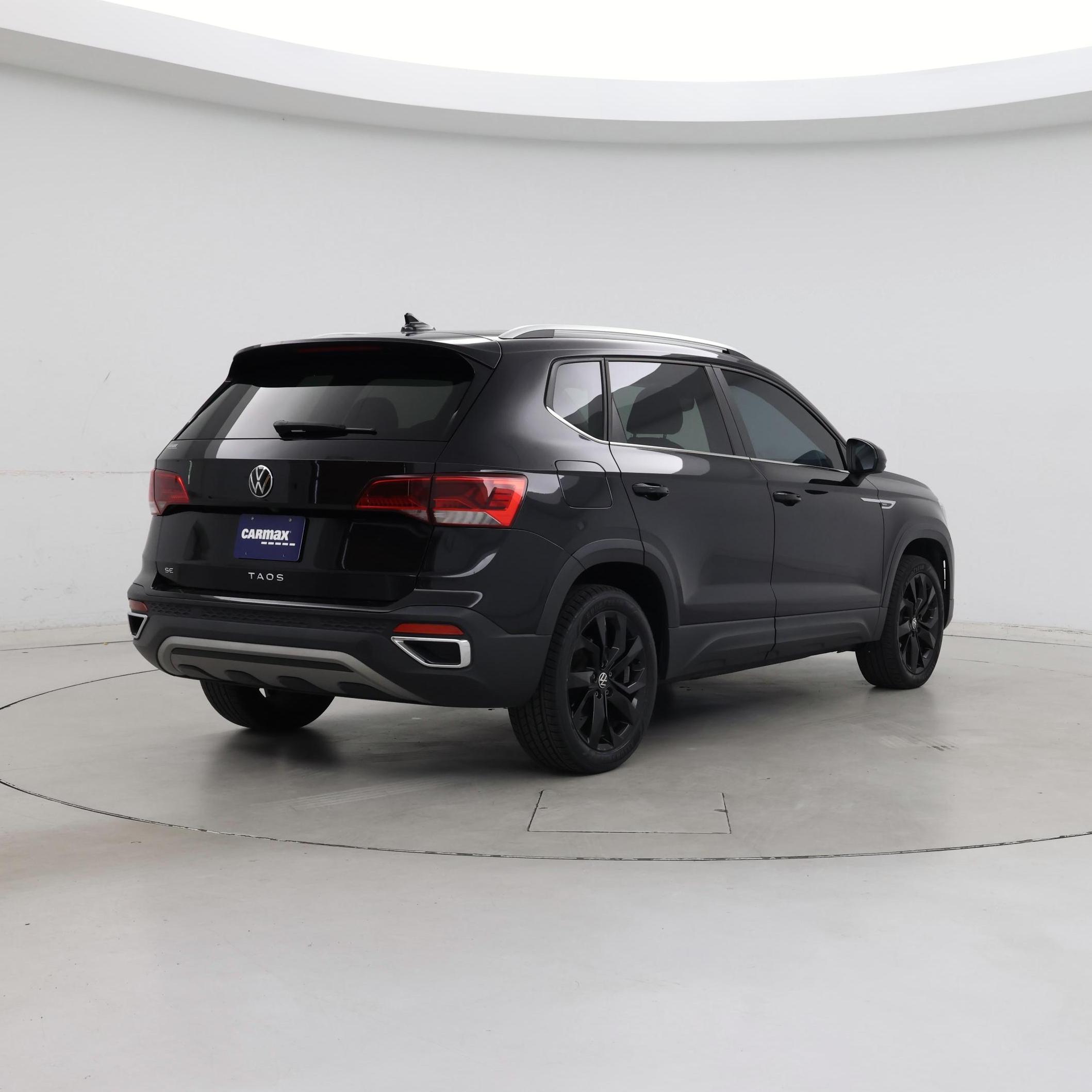 Thumbnail: 2023 Volkswagen Taos - 8