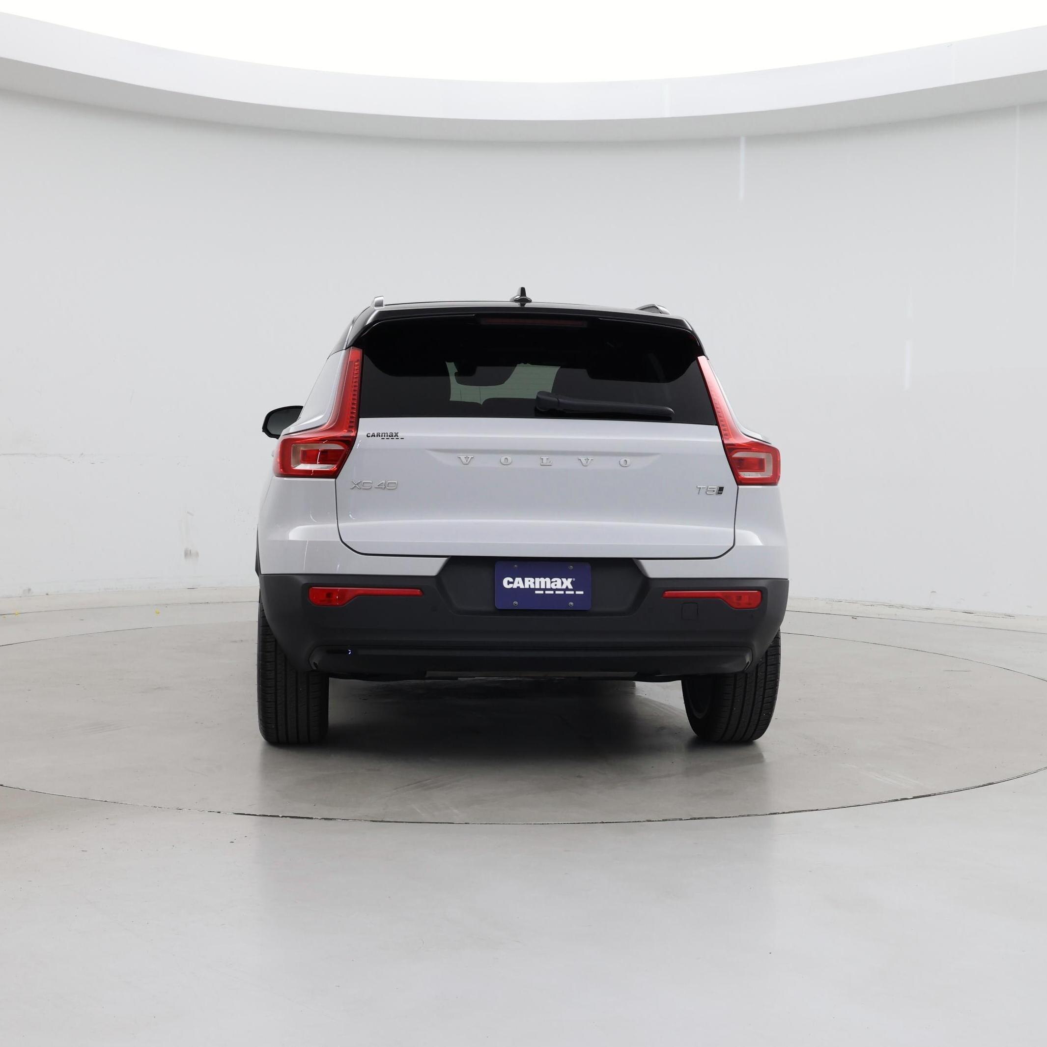 Thumbnail: 2022 Volvo XC40 - 6