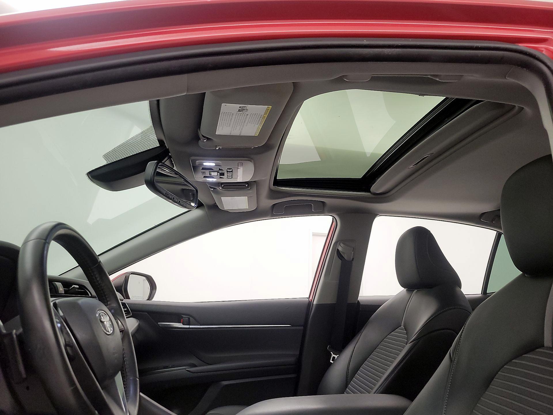 Thumbnail: 2020 Toyota Camry - 19