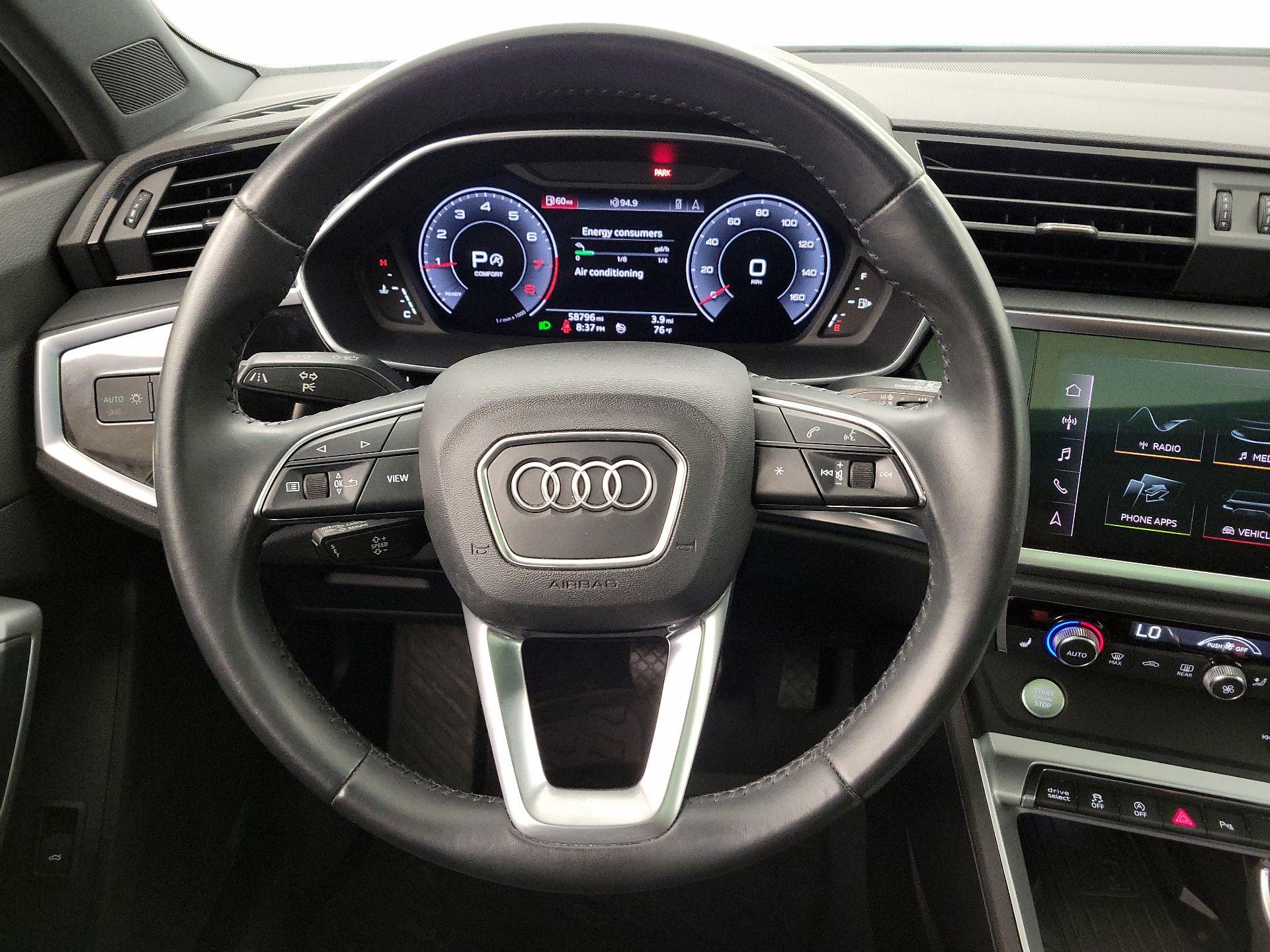 Thumbnail: 2020 Audi Q3 - 10