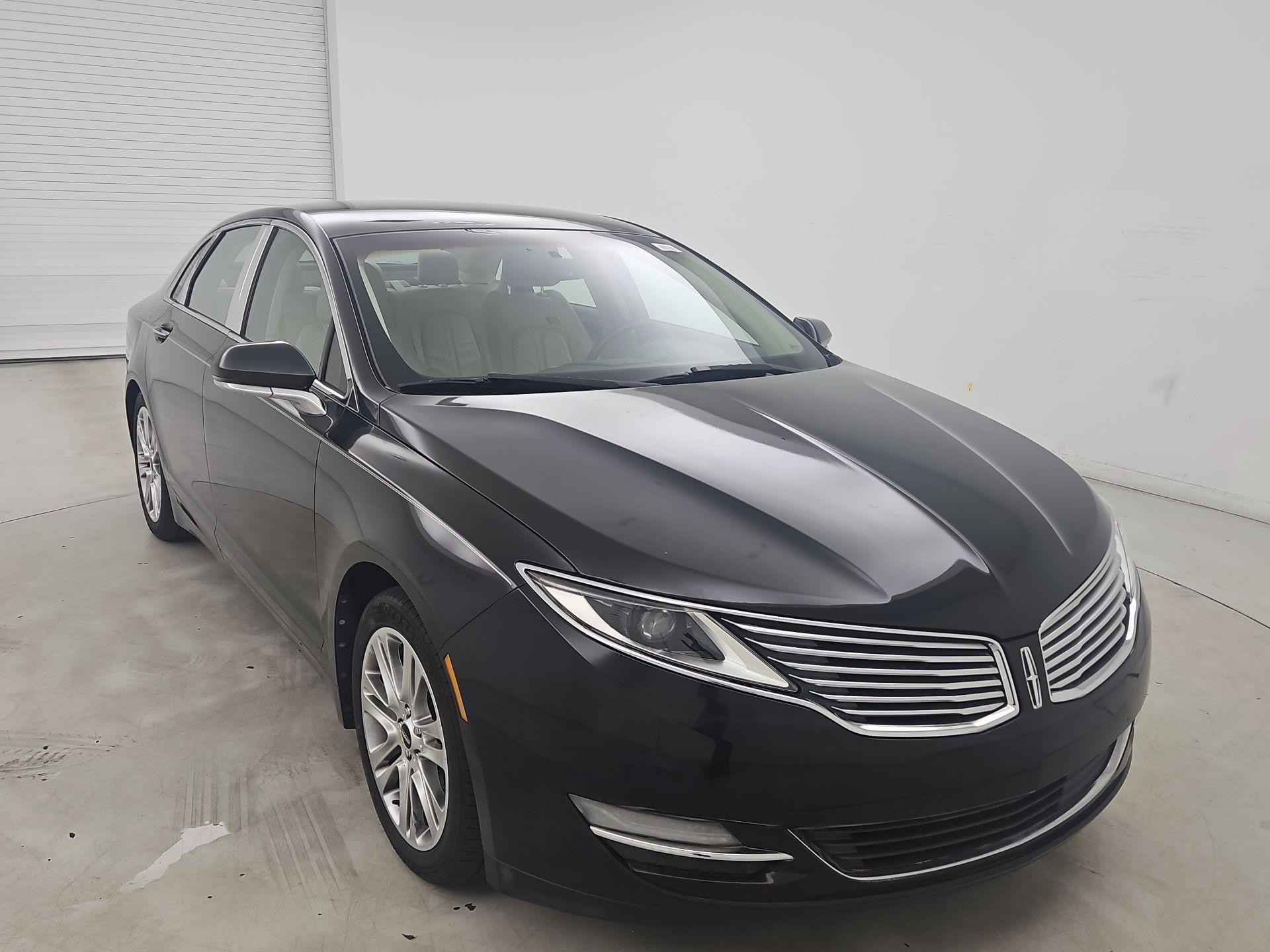Thumbnail: 2015 Lincoln MKZ - 1