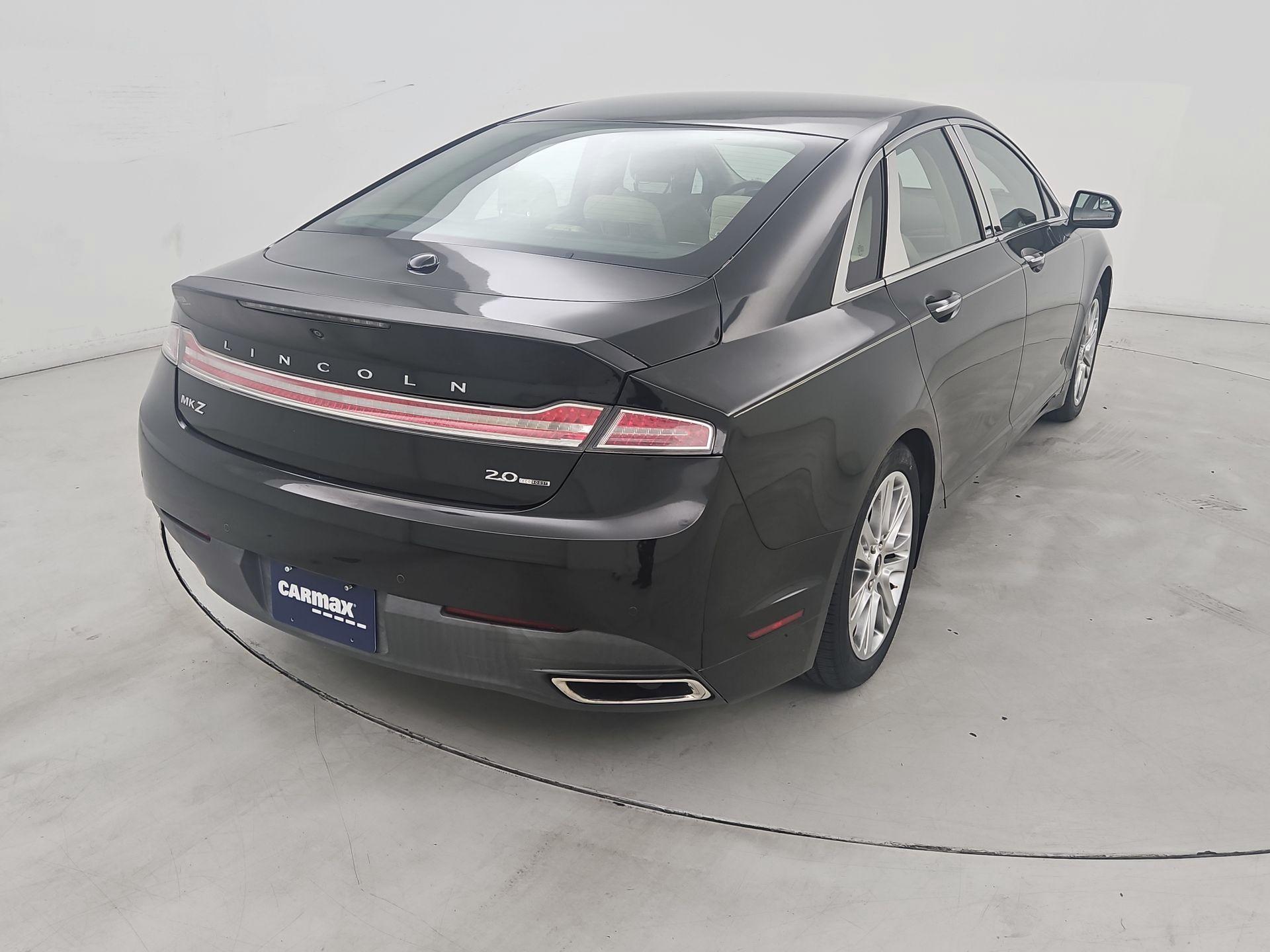 Thumbnail: 2015 Lincoln MKZ - 5