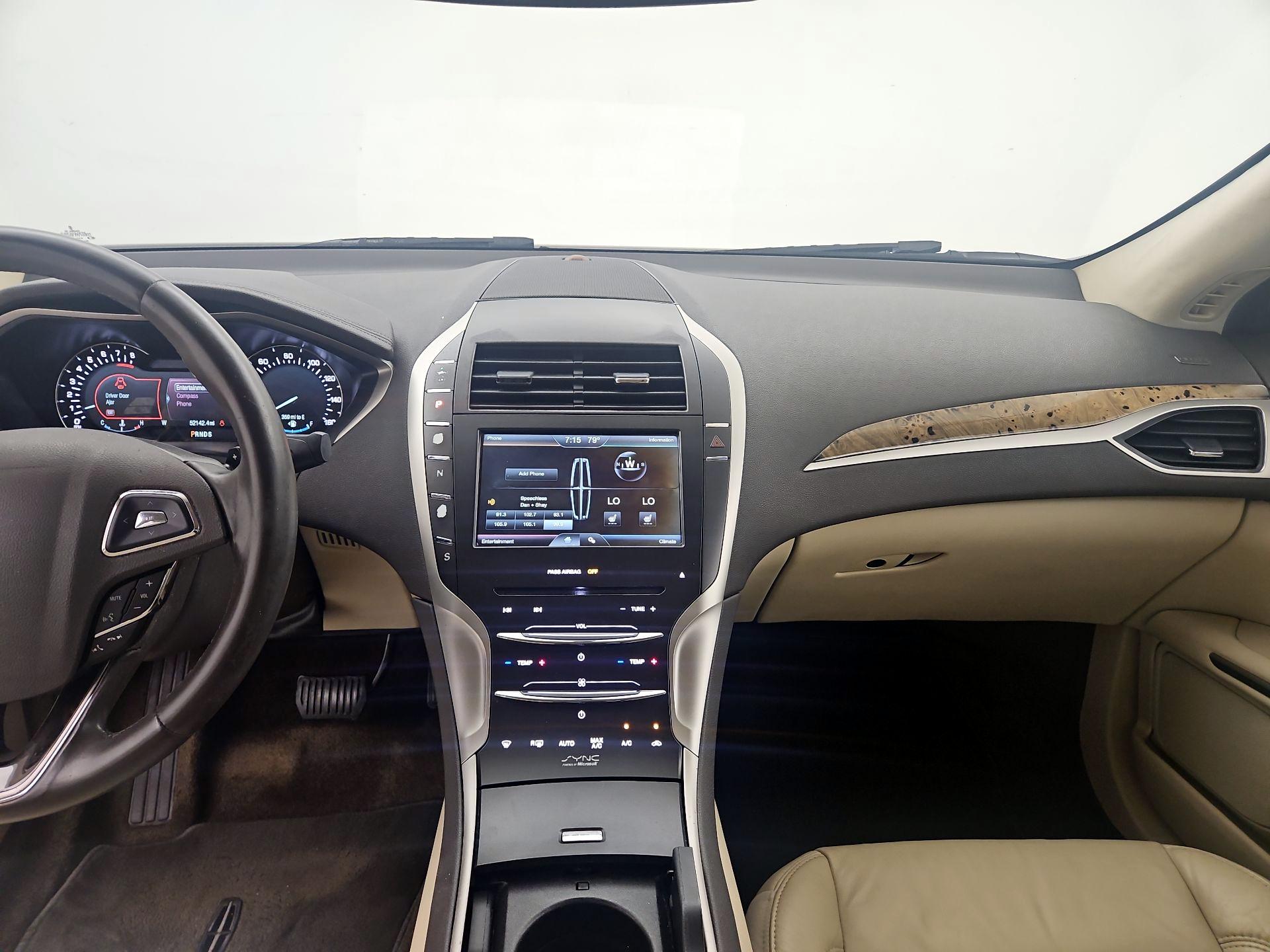 Thumbnail: 2015 Lincoln MKZ - 8