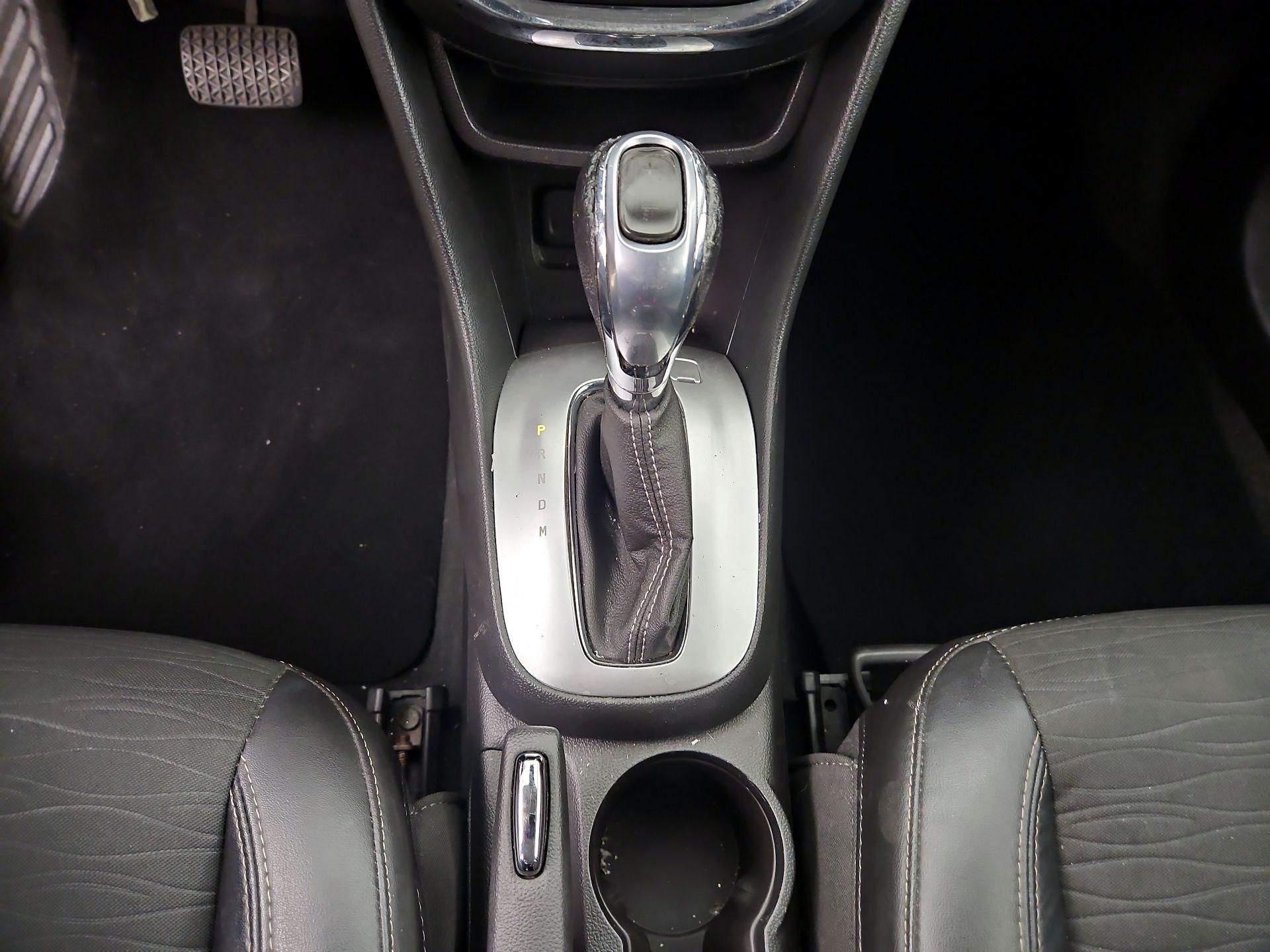 Thumbnail: 2015 Buick Encore - 15