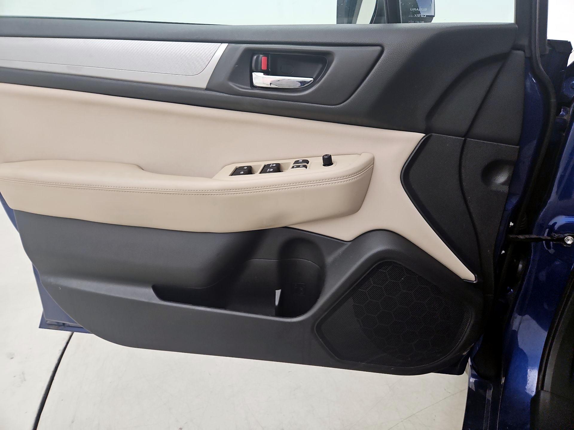 Thumbnail: 2016 Subaru Legacy - 10