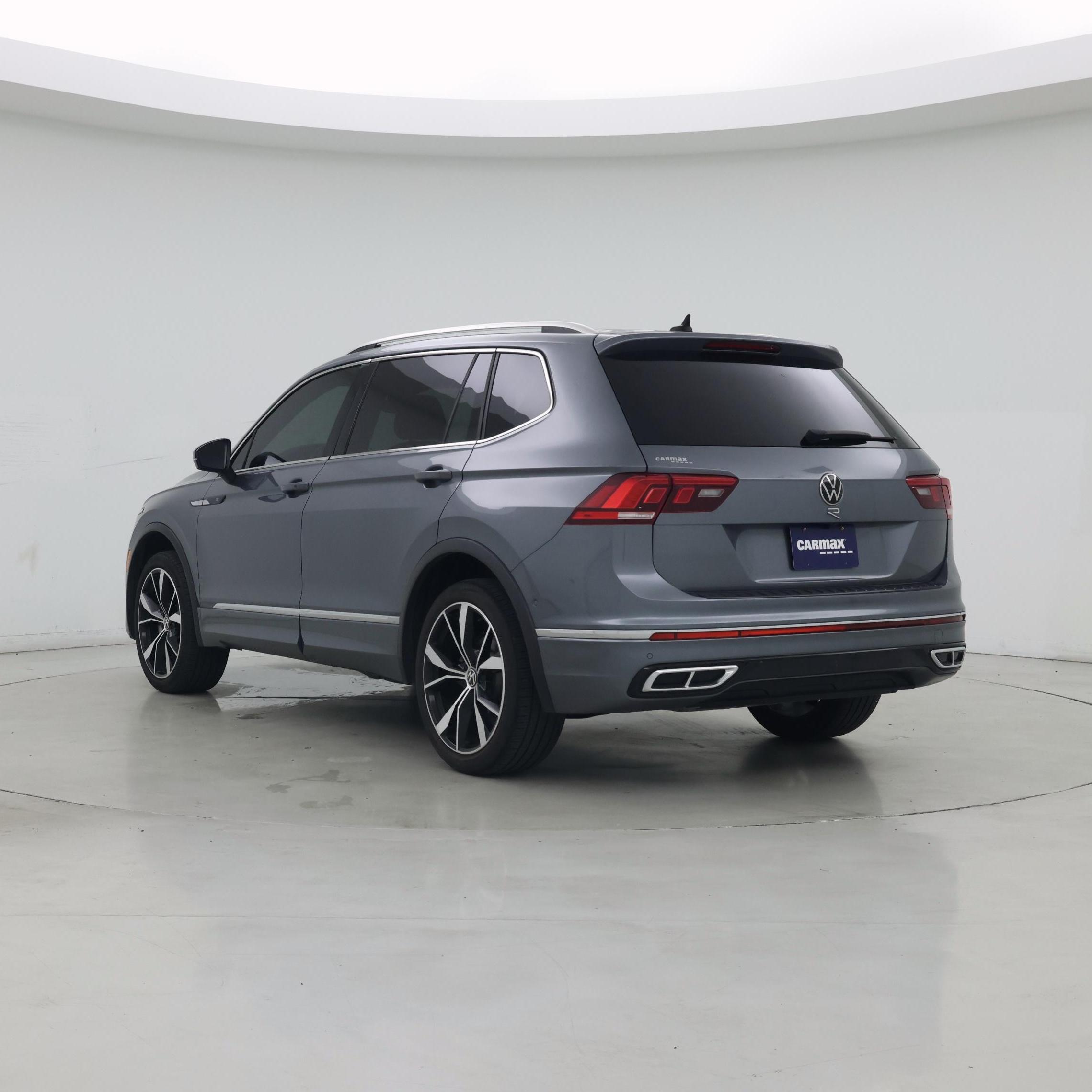 Thumbnail: 2023 Volkswagen Tiguan - 2