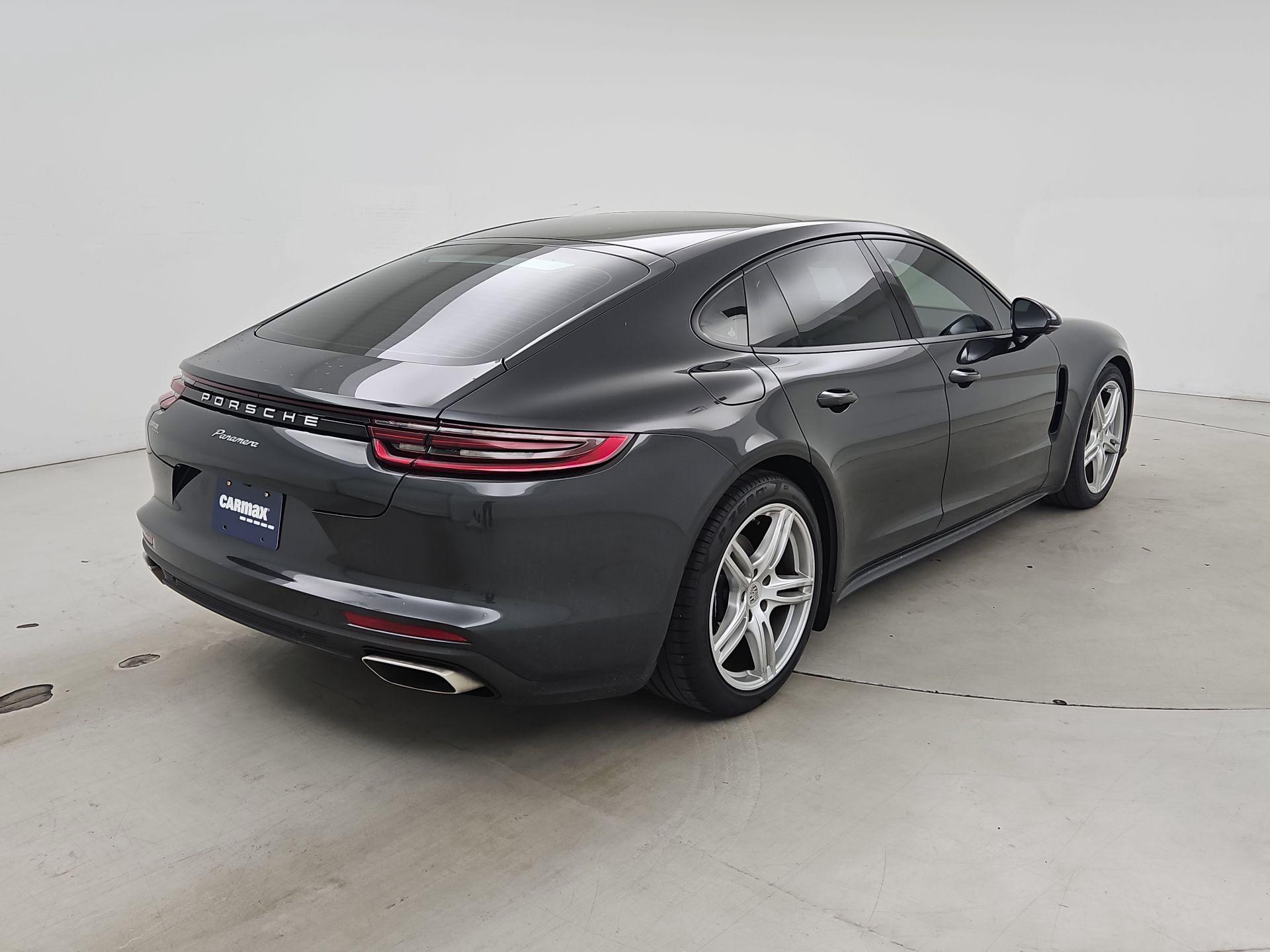 Thumbnail: 2020 Porsche Panamera - 5