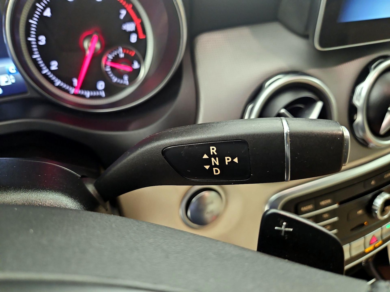 2020 Mercedes-Benz GLA GLA250 - Photo 16