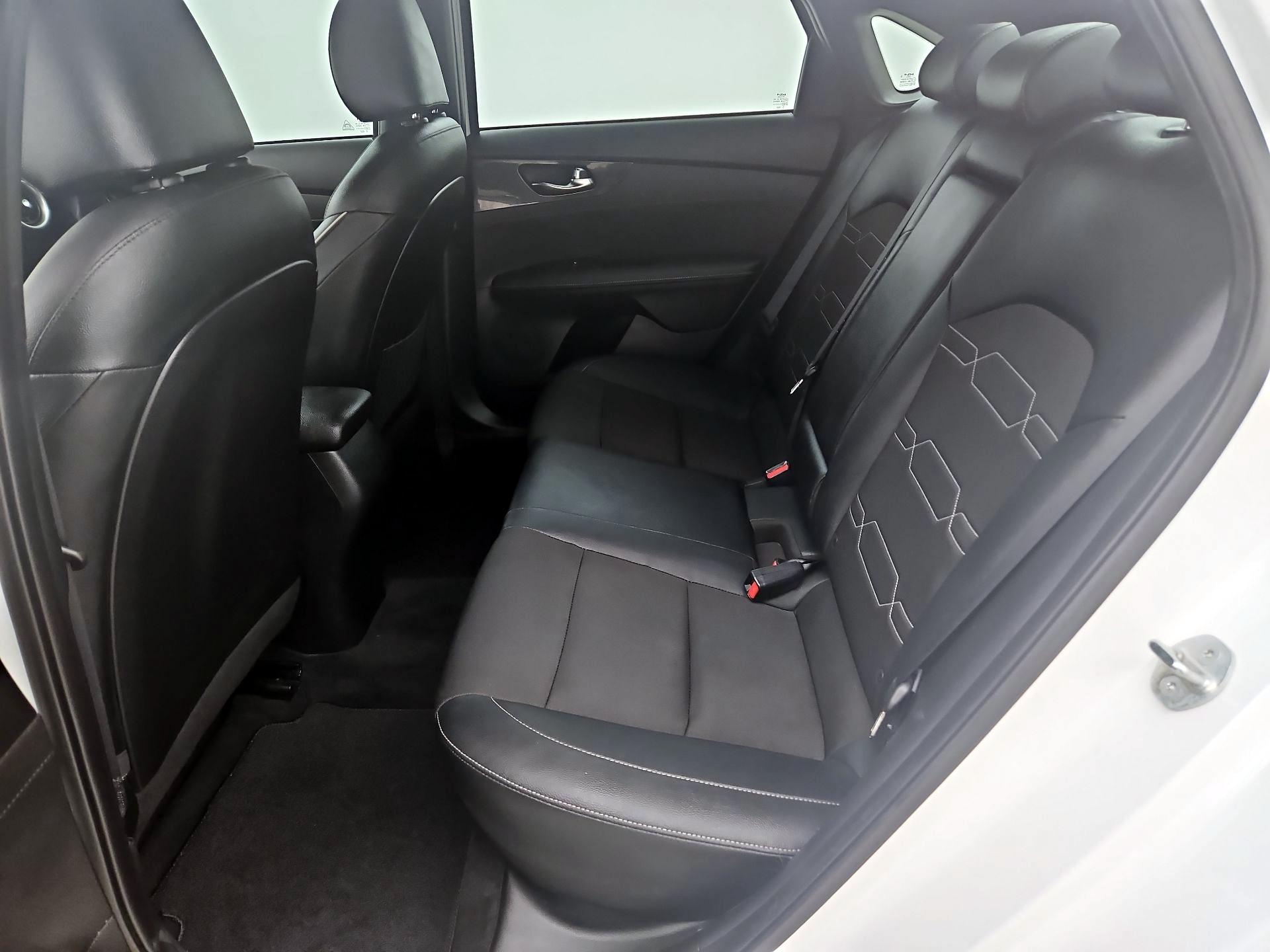 Thumbnail: 2023 Kia Forte - 18