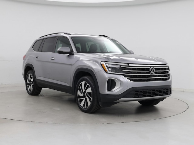 Silver 2025 Volkswagen Atlas SE FWD with Technology SUV / Crossover Front-Wheel Drive Automatic