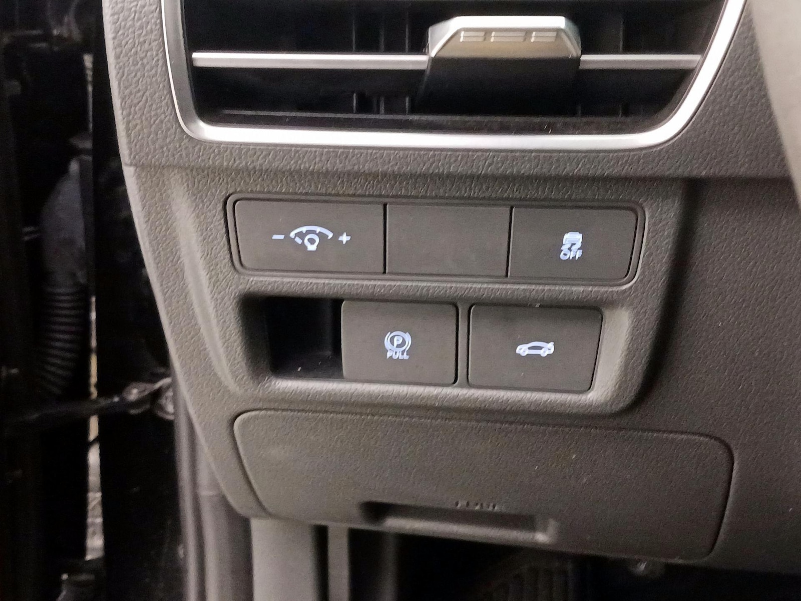 2025 Hyundai Sonata SEL - Photo 14