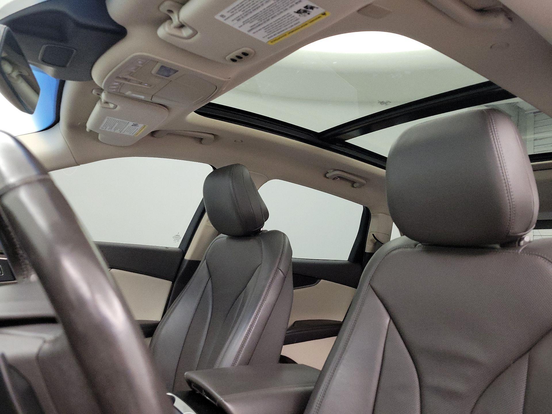 Thumbnail: 2020 Lincoln Nautilus - 20