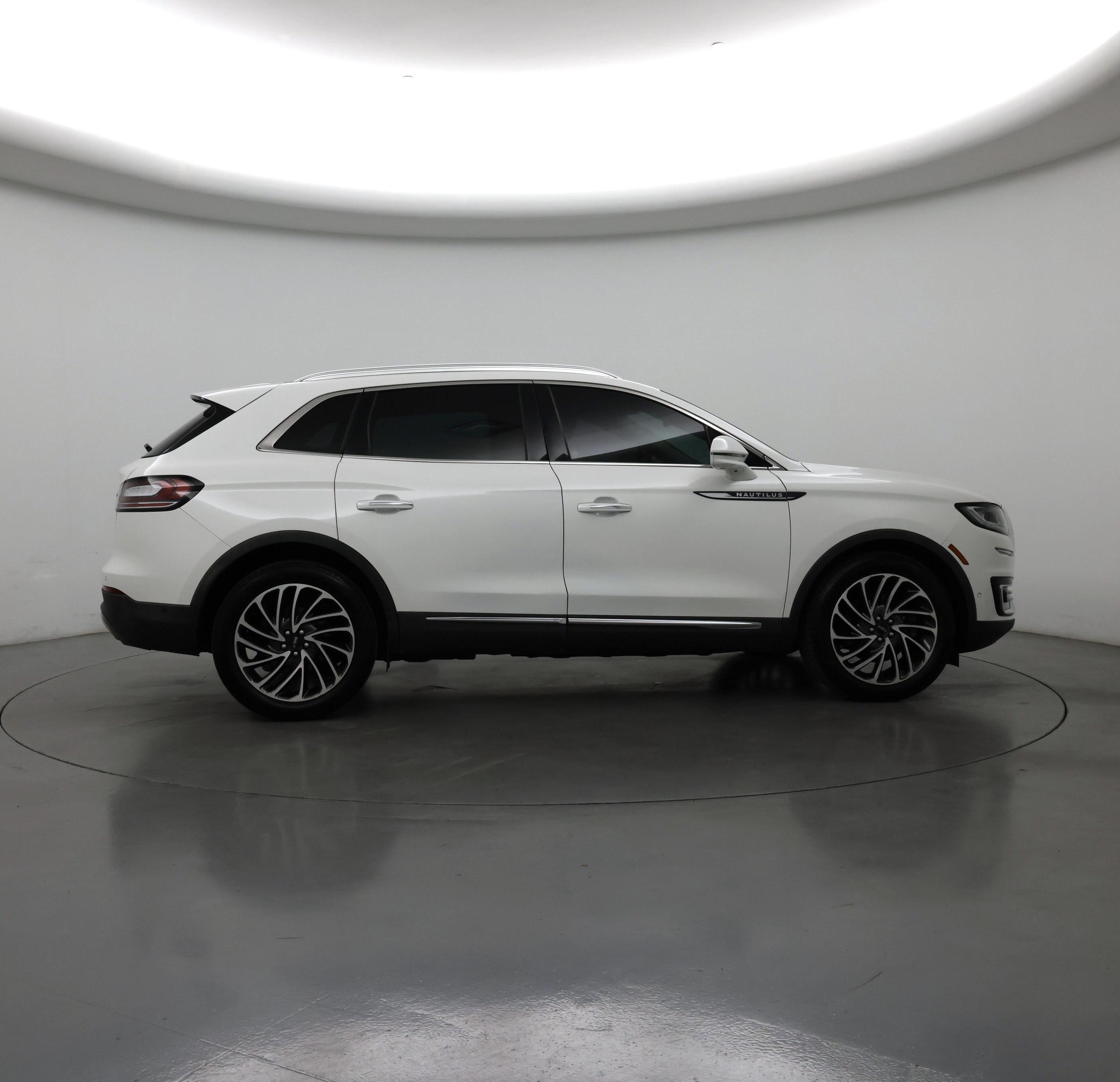 Thumbnail: 2020 Lincoln Nautilus - 7