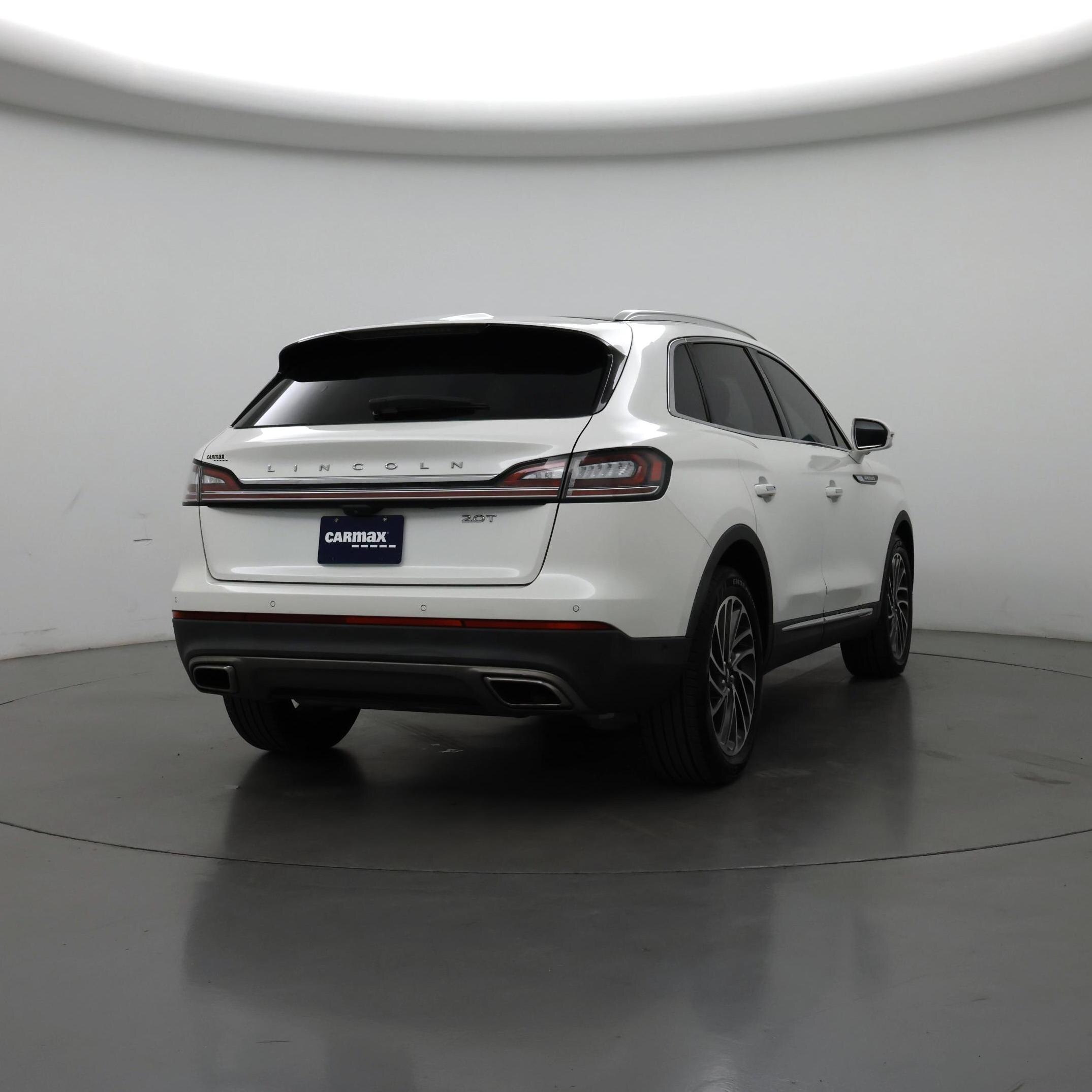 Thumbnail: 2020 Lincoln Nautilus - 8